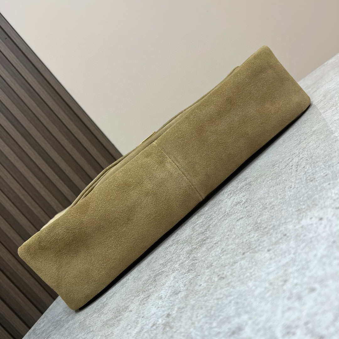 Y*L JAMIE 4.3 in suede 43x29x9cm