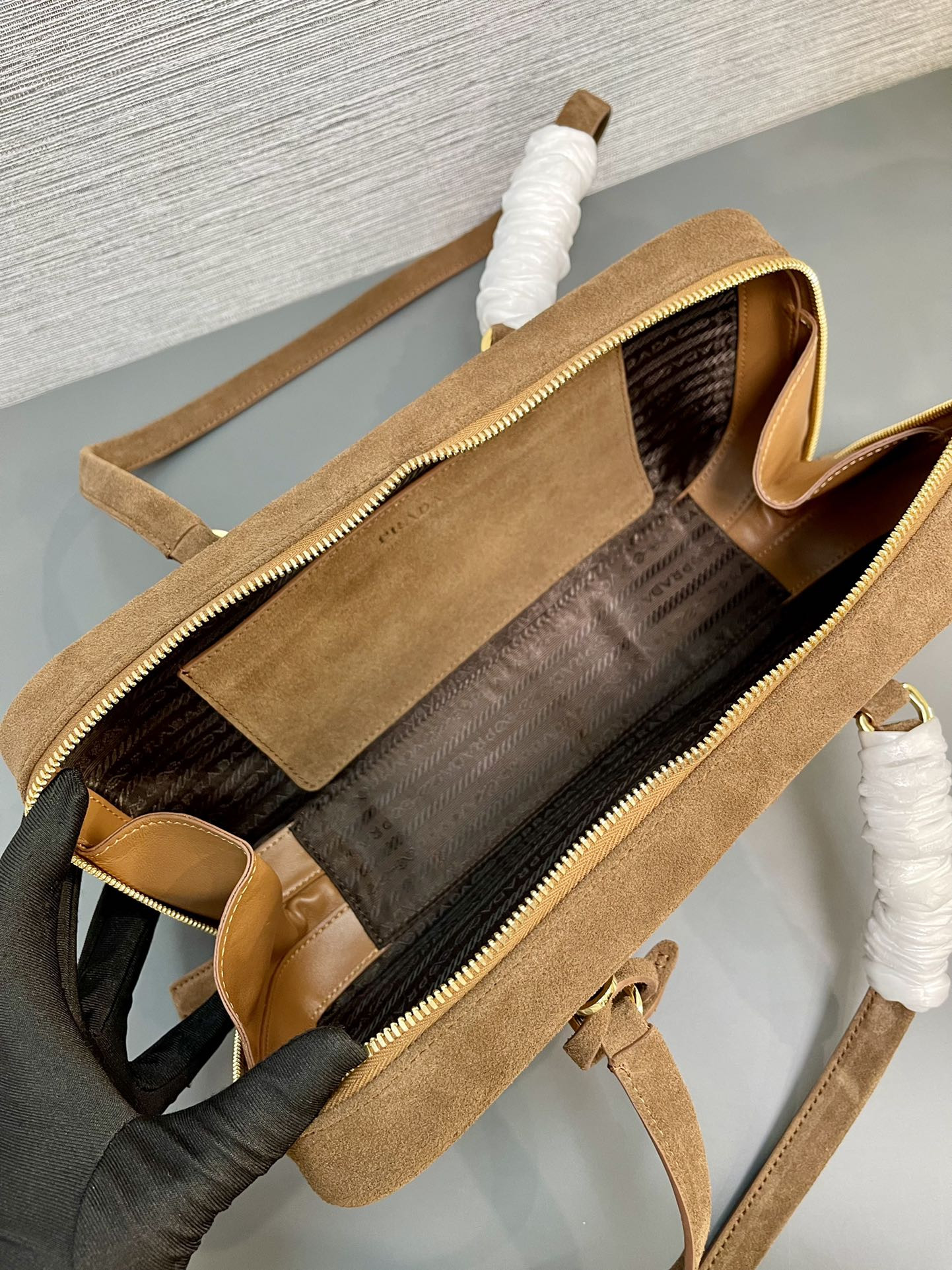 Pra*a Re-Edition 1978 handle bag  30x14x8.5cm