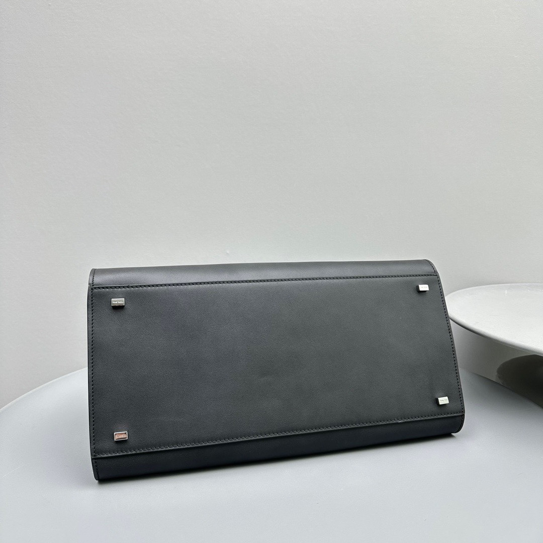 T*e R0w Margaux belt 15 38.5x16x30cm