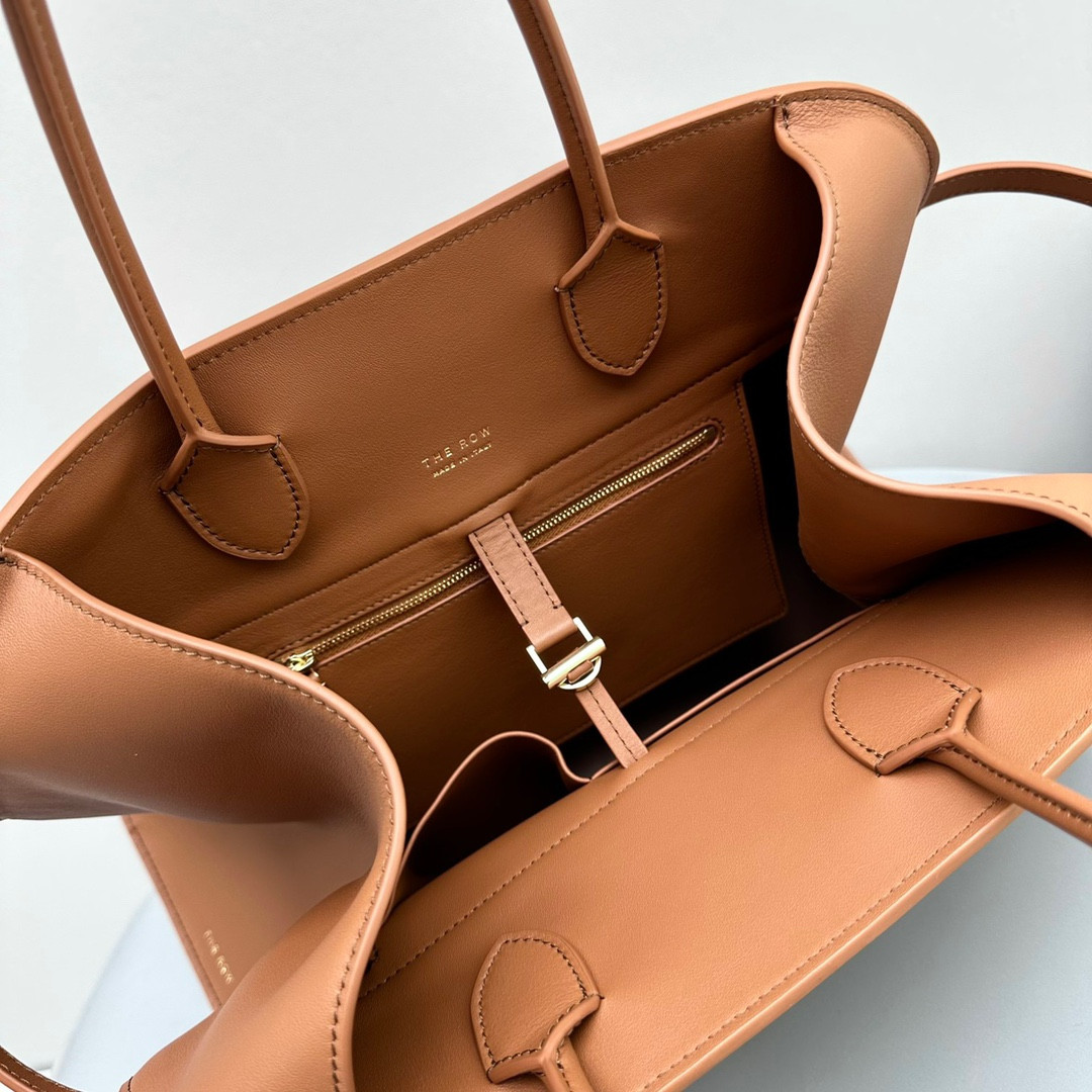 T*e R0w Margaux belt 15 38.5x16x30cm