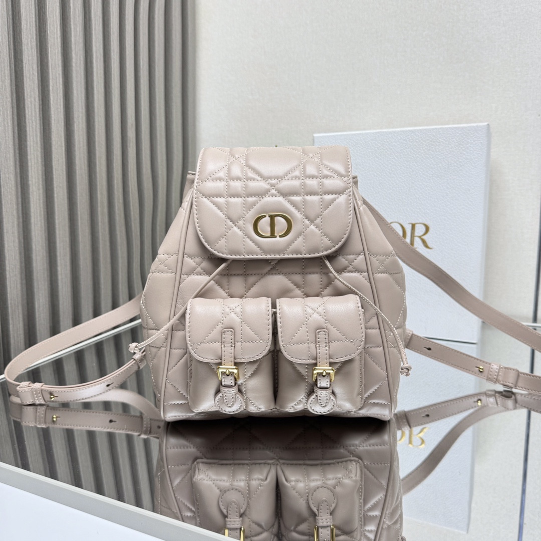 D*0r Caro Backpack Medium 23 x 26.7 x 12.5 cm