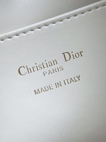 D*0r Caro Backpack Medium 23 x 26.7 x 12.5 cm