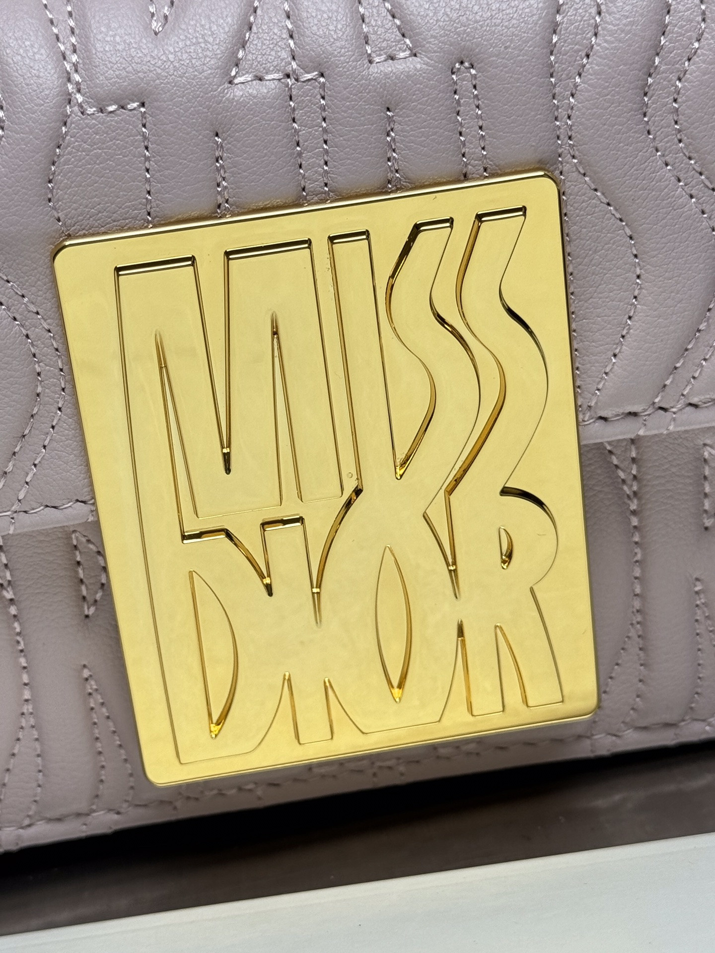 D*0r Miss D*0r flap bag 22 x 11 x 6 cm