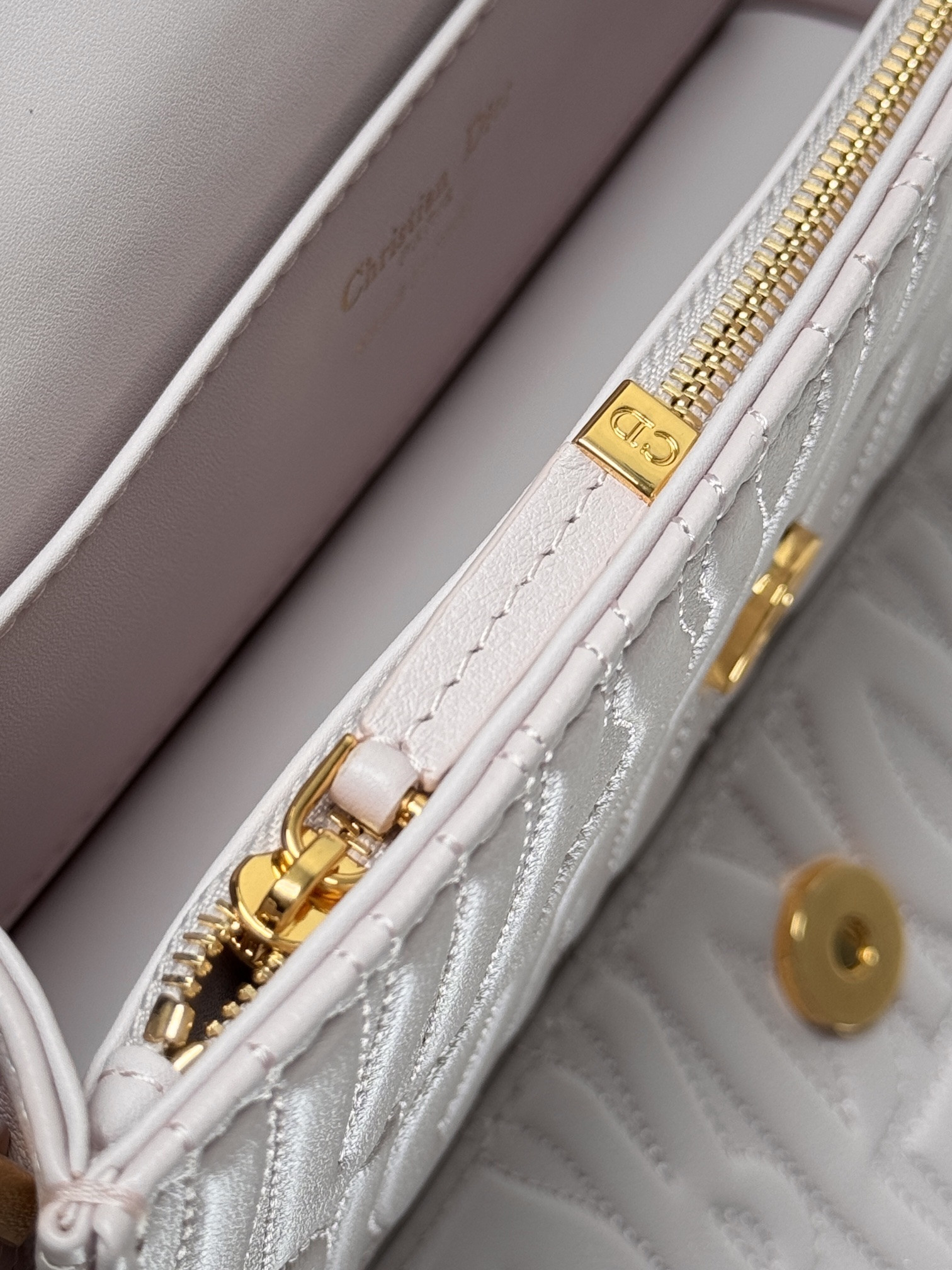 D*0r Miss D*0r flap bag 22 x 11 x 6 cm