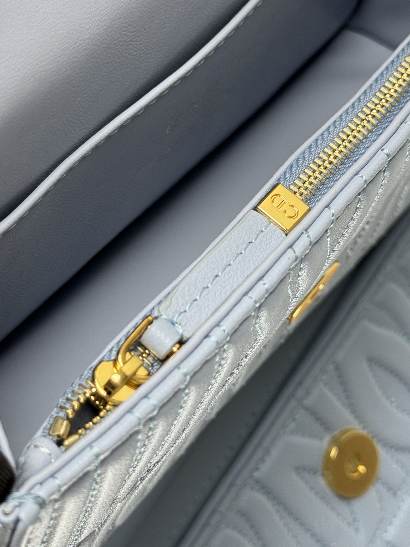 D*0r Miss D*0r flap bag 22 x 11 x 6 cm