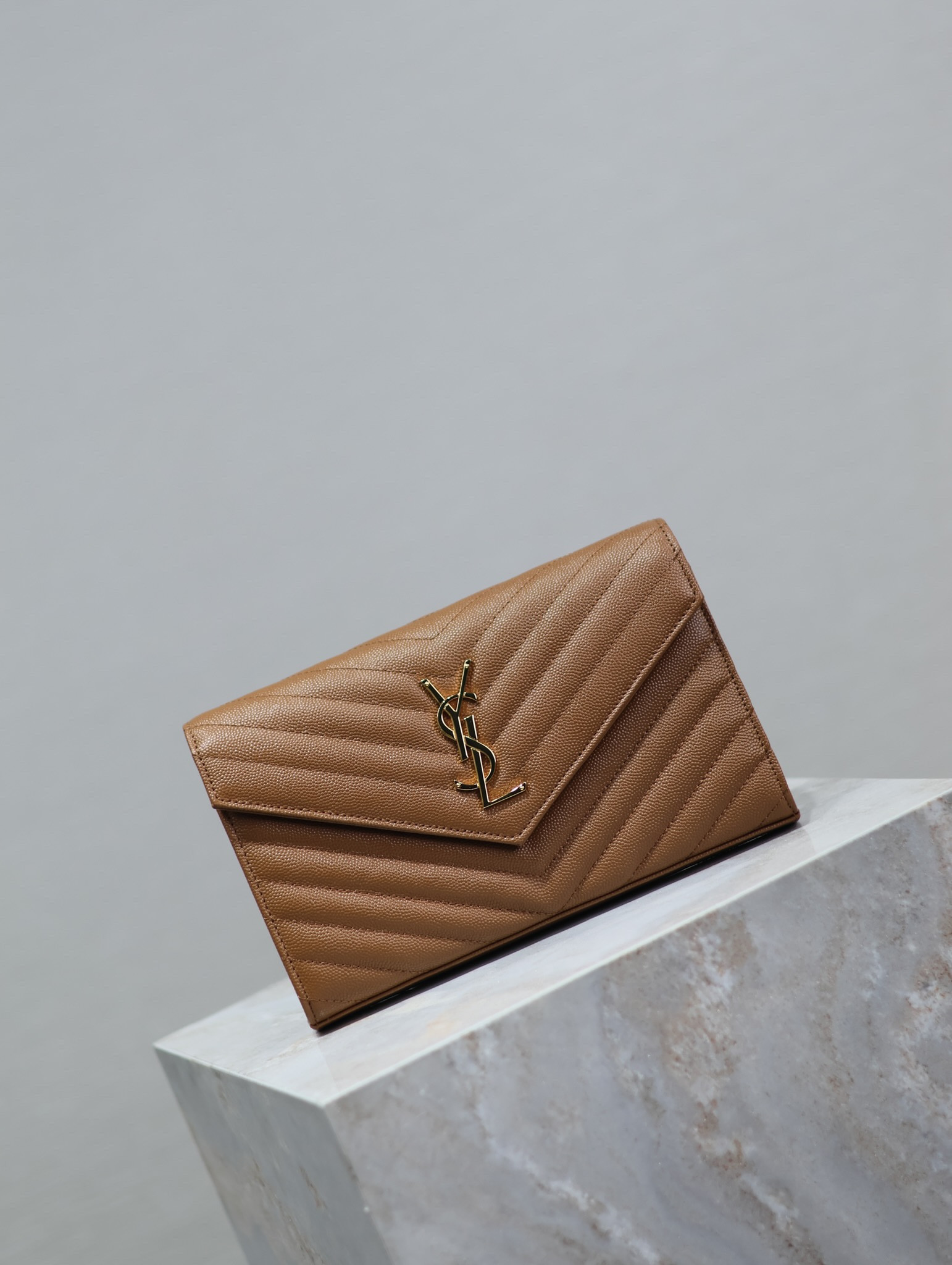 Y*L Cassandra Monogram Classic Chain Wallet in Grained Poudre Leather 22.5 x 14 x 4cm