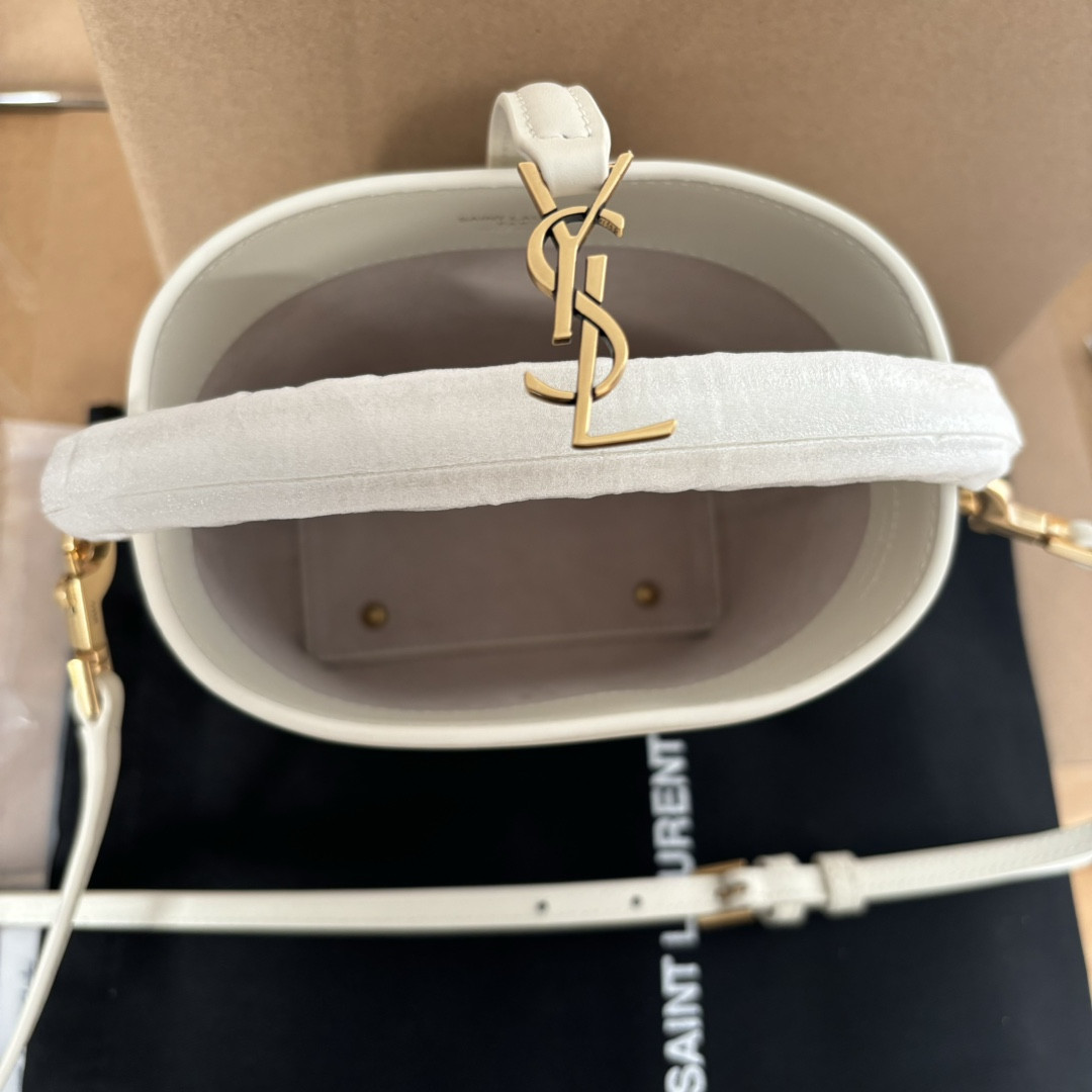 Y*L LE 37 Mini (Shiny Leather)  15x13x6cm