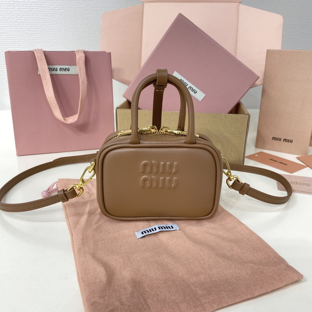 Miu Miu Leather micro bag 7x11x4cm