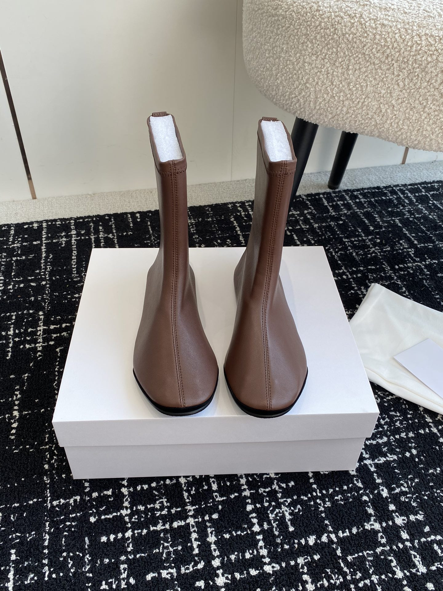 UA T*e R0w Boot