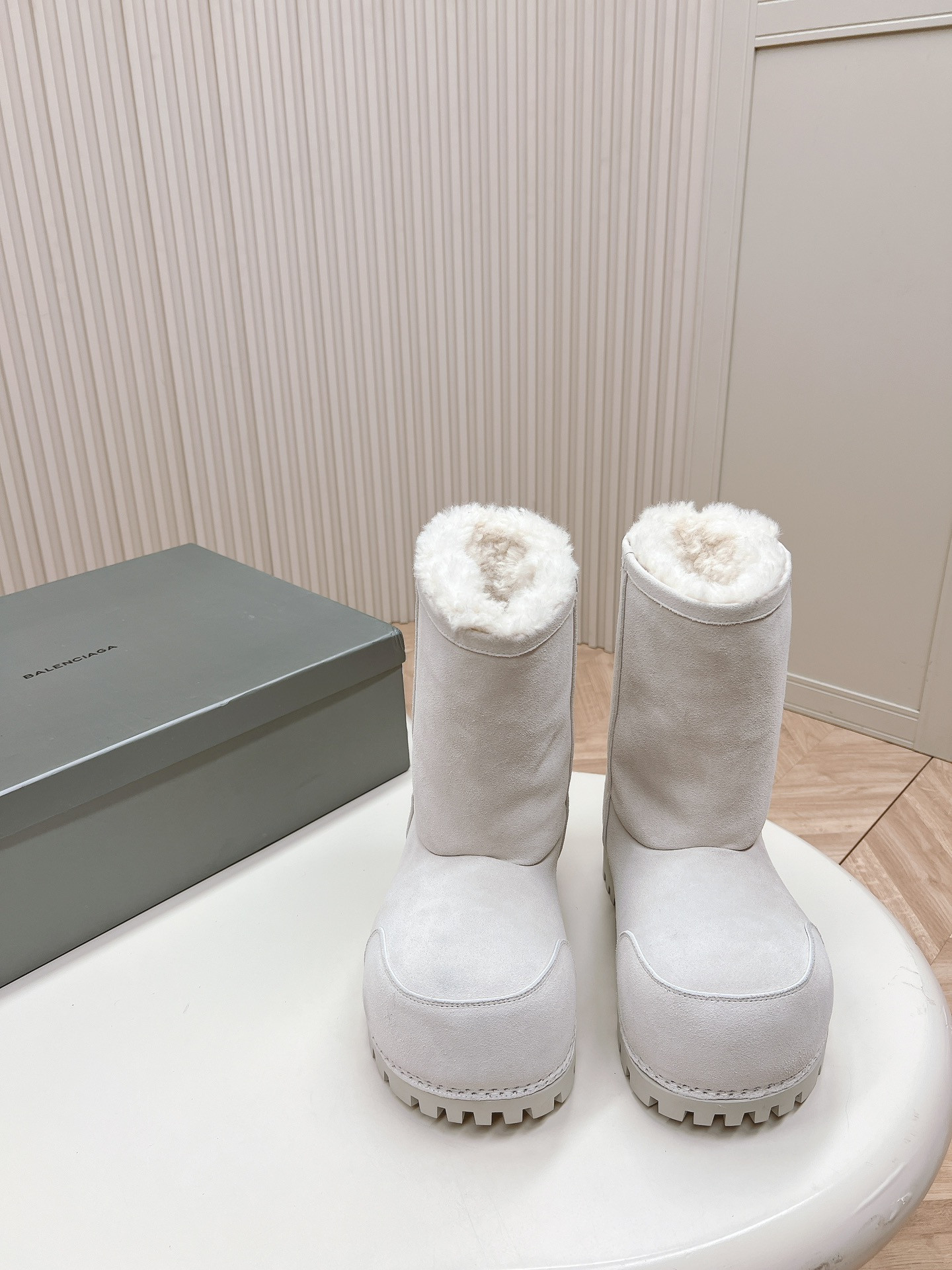 UA Ba*len*cia*ga Snow Boot