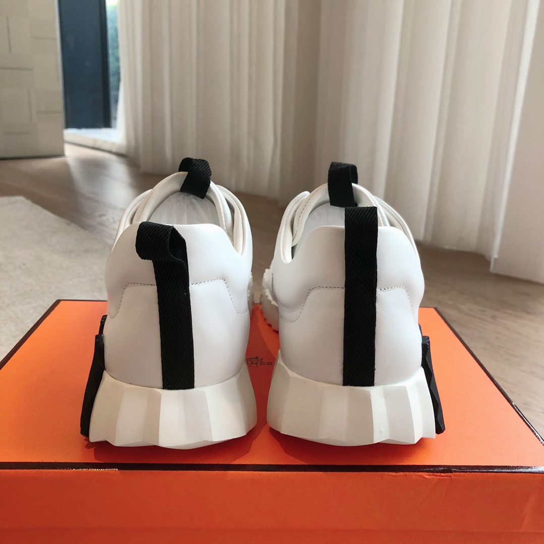 UA Hermès Bouncing Sneaker