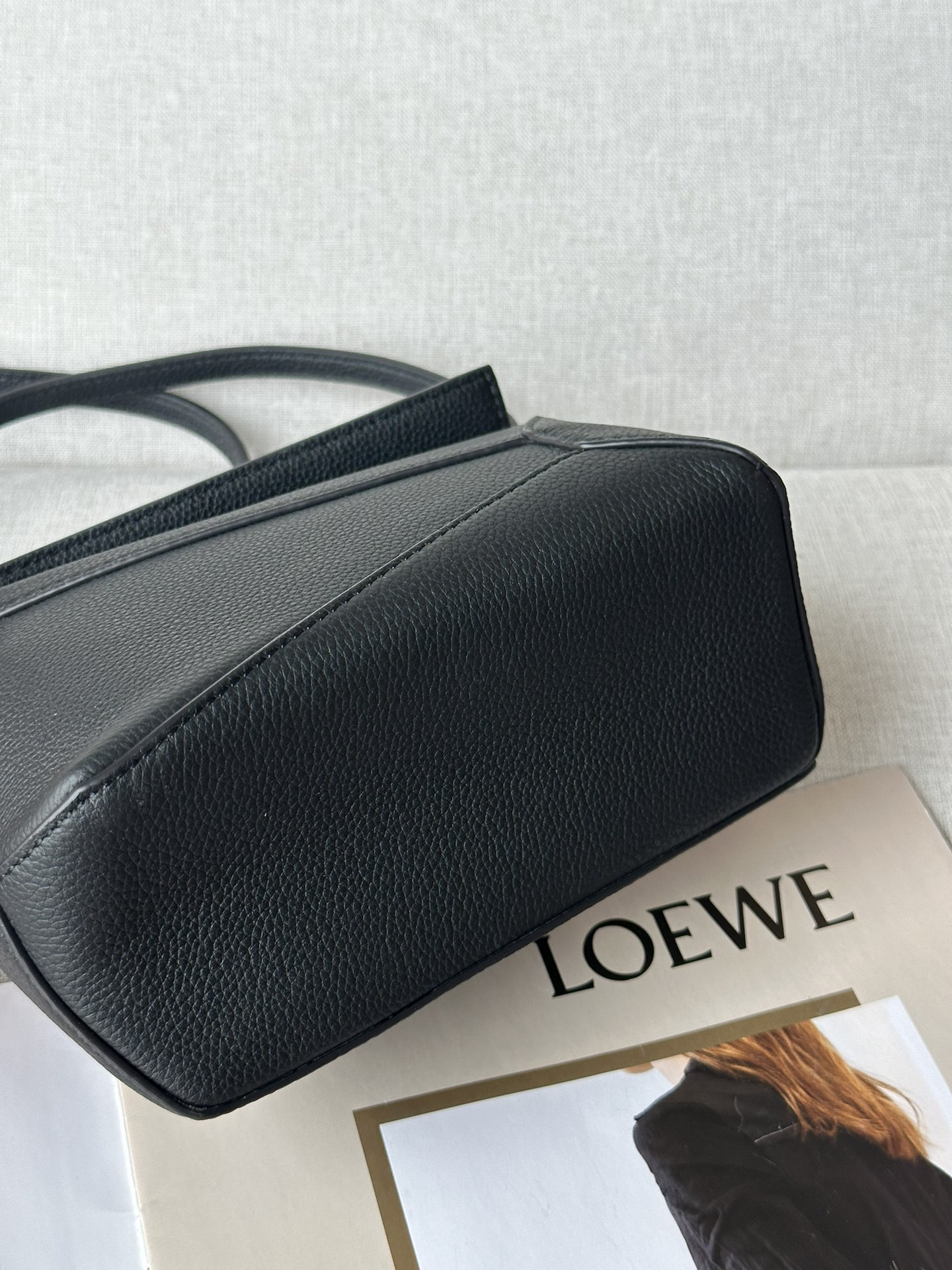 L0ew* Mini Puzzle bag in classic calfskin 18x12.5x8cm