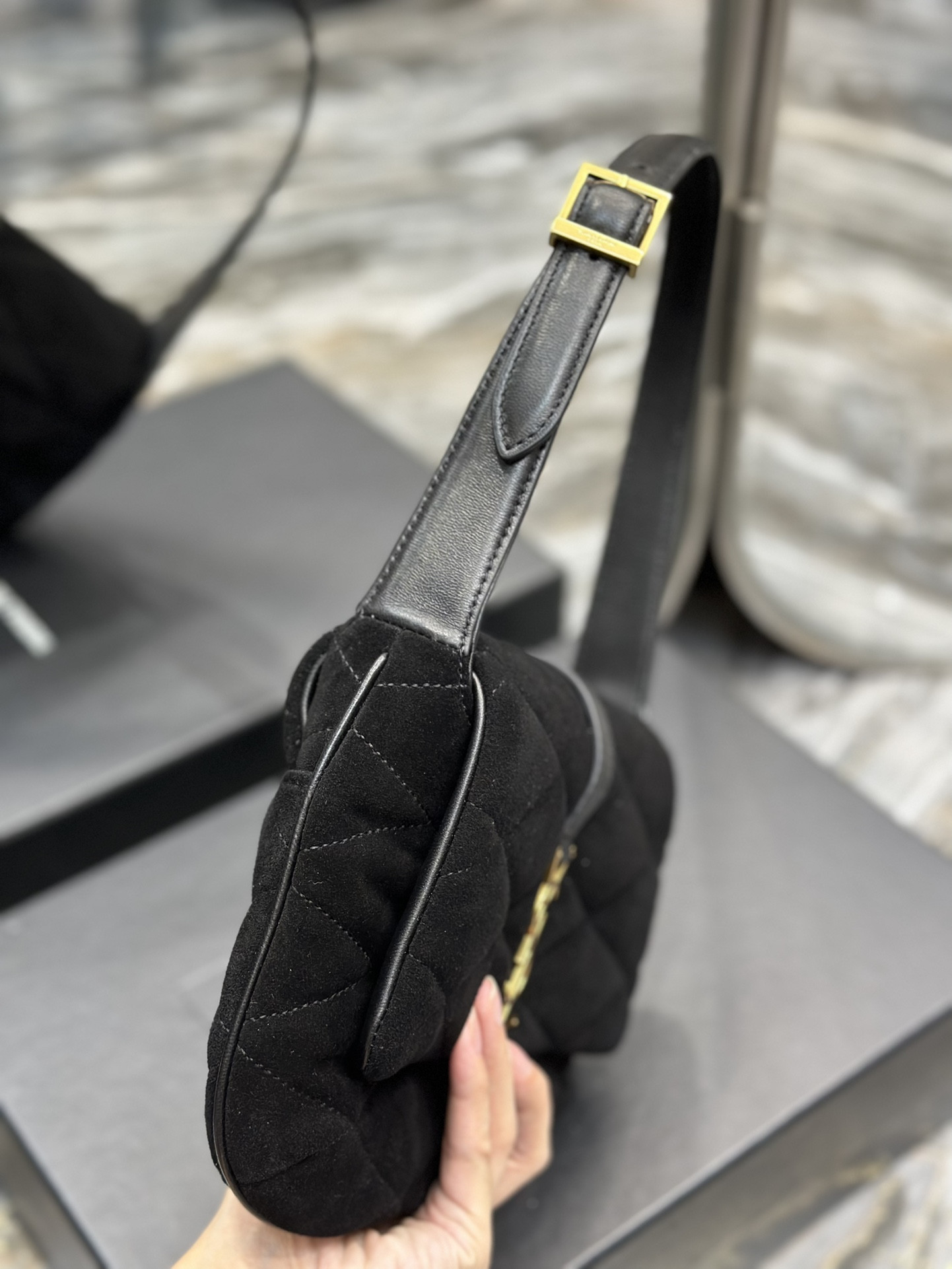 Y*L LE 57 HOBO BAG 24×18×5.5cm