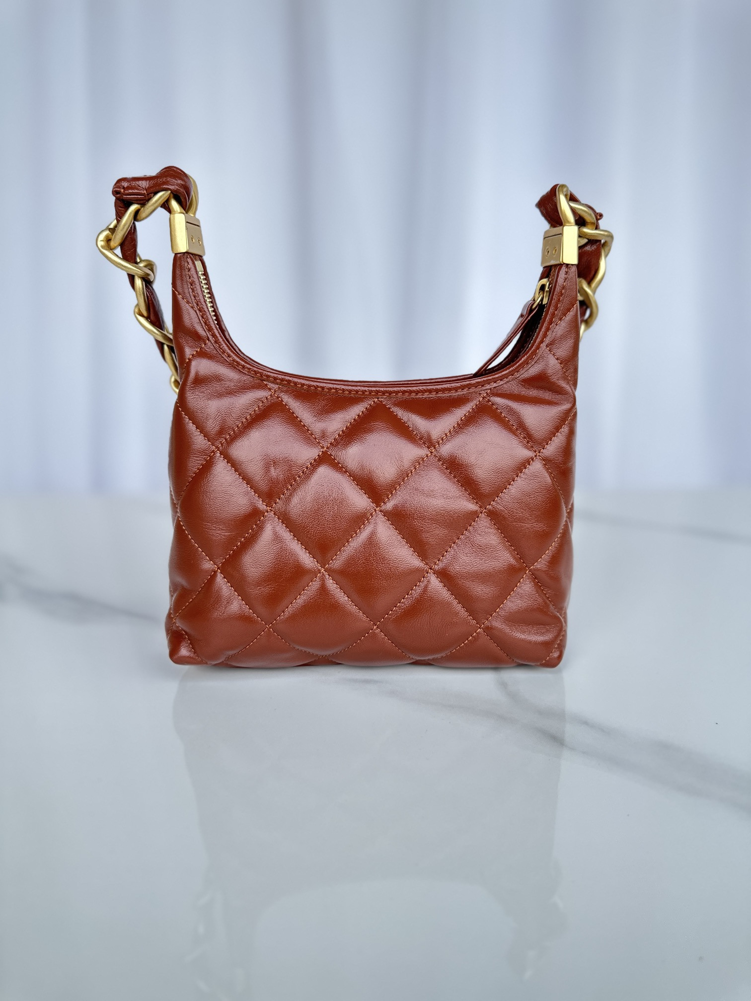 Ch*el Hobo Handbag 22×22×9cm