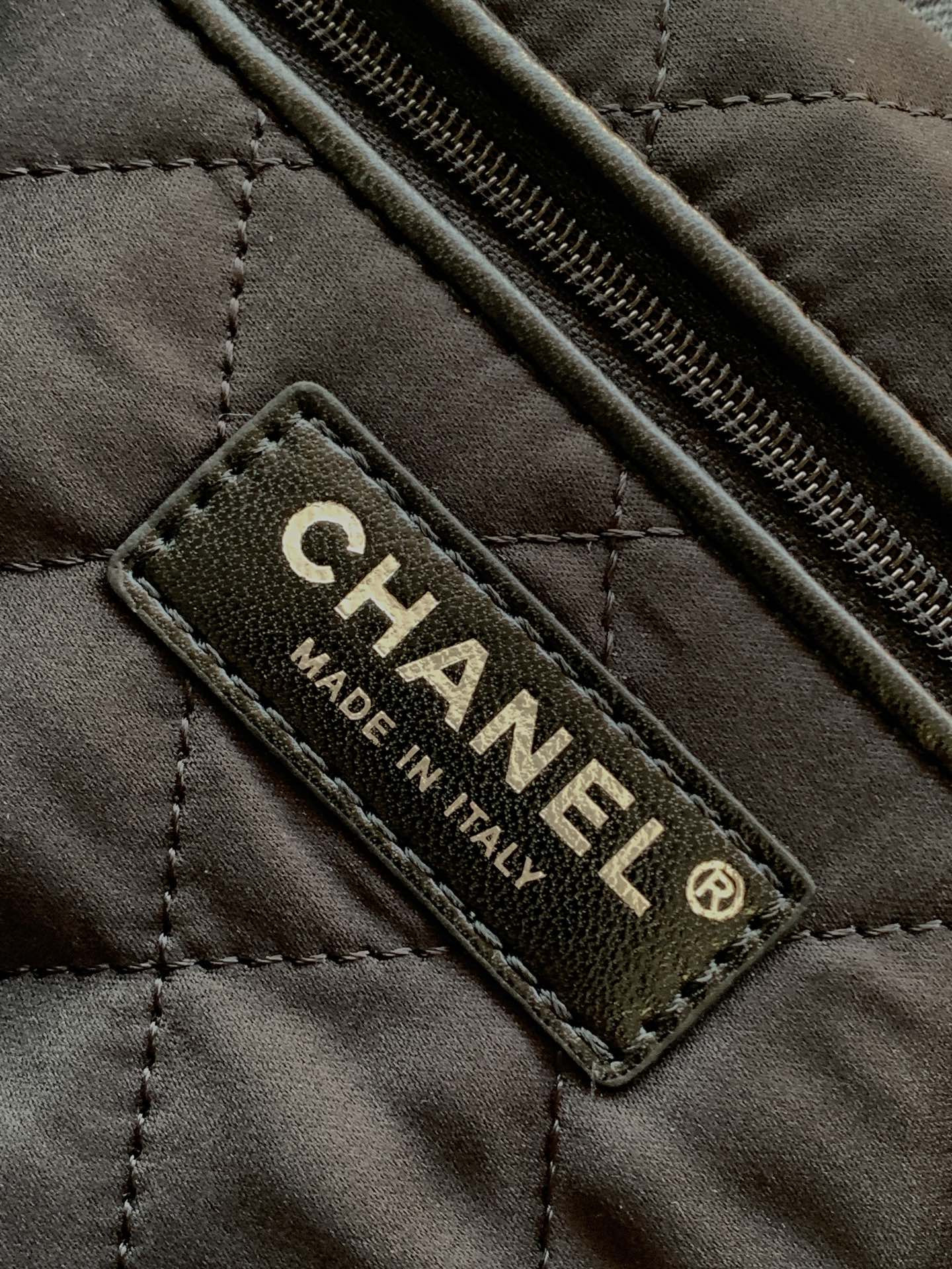 Ch*el 22 HANDBAG 35×37×7cm