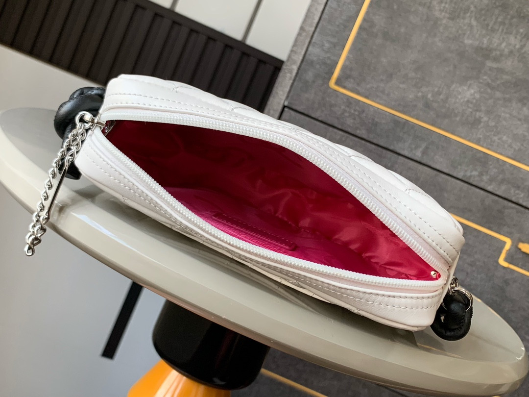 Ch*el Cambon Hobo Bag 20x12x3cm