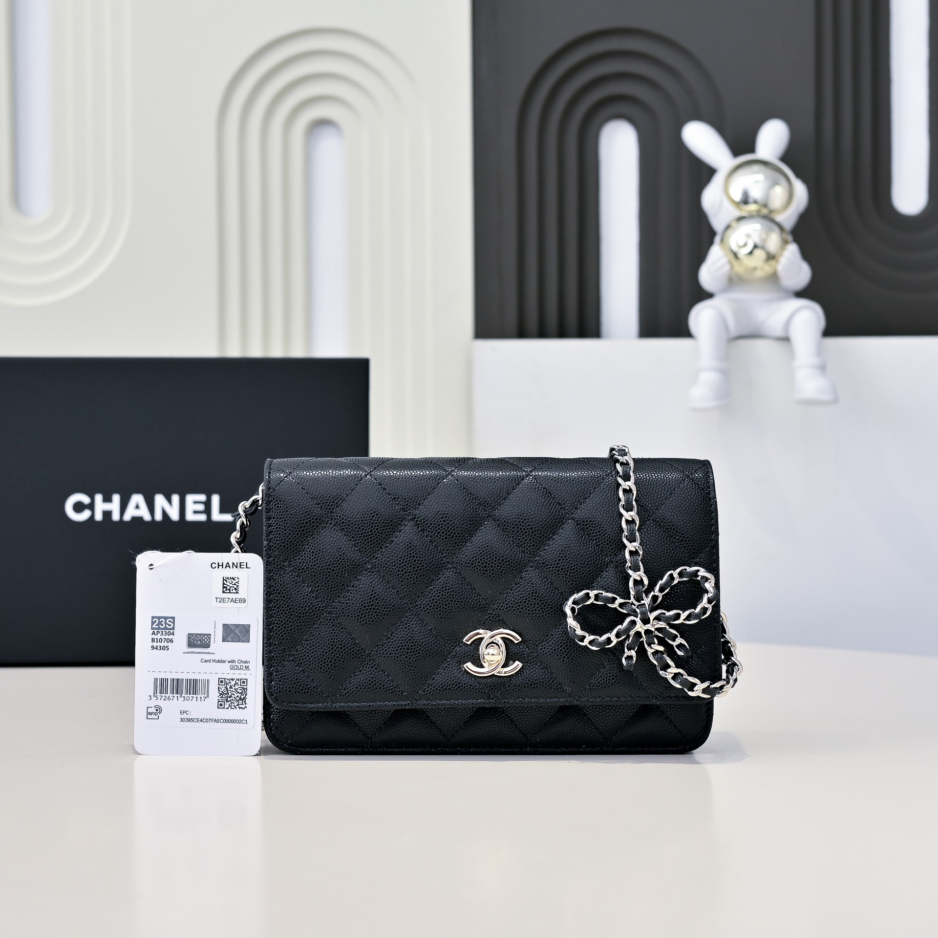 Ch*el WOC CLASSIC WALLET ON CHAIN 12.3x19.2x3.5cm