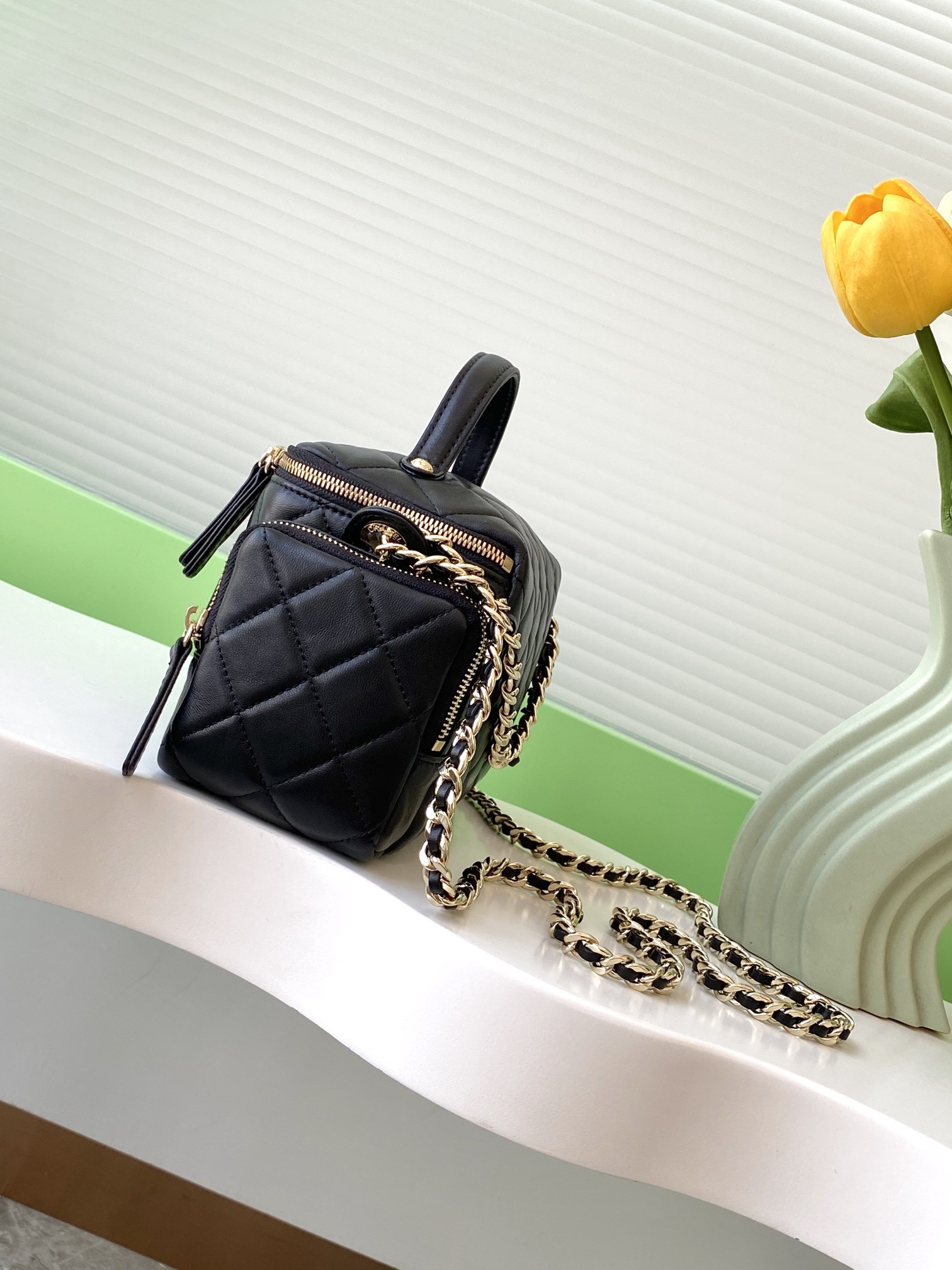 Ch*el Vanity Case 14x23x9cm