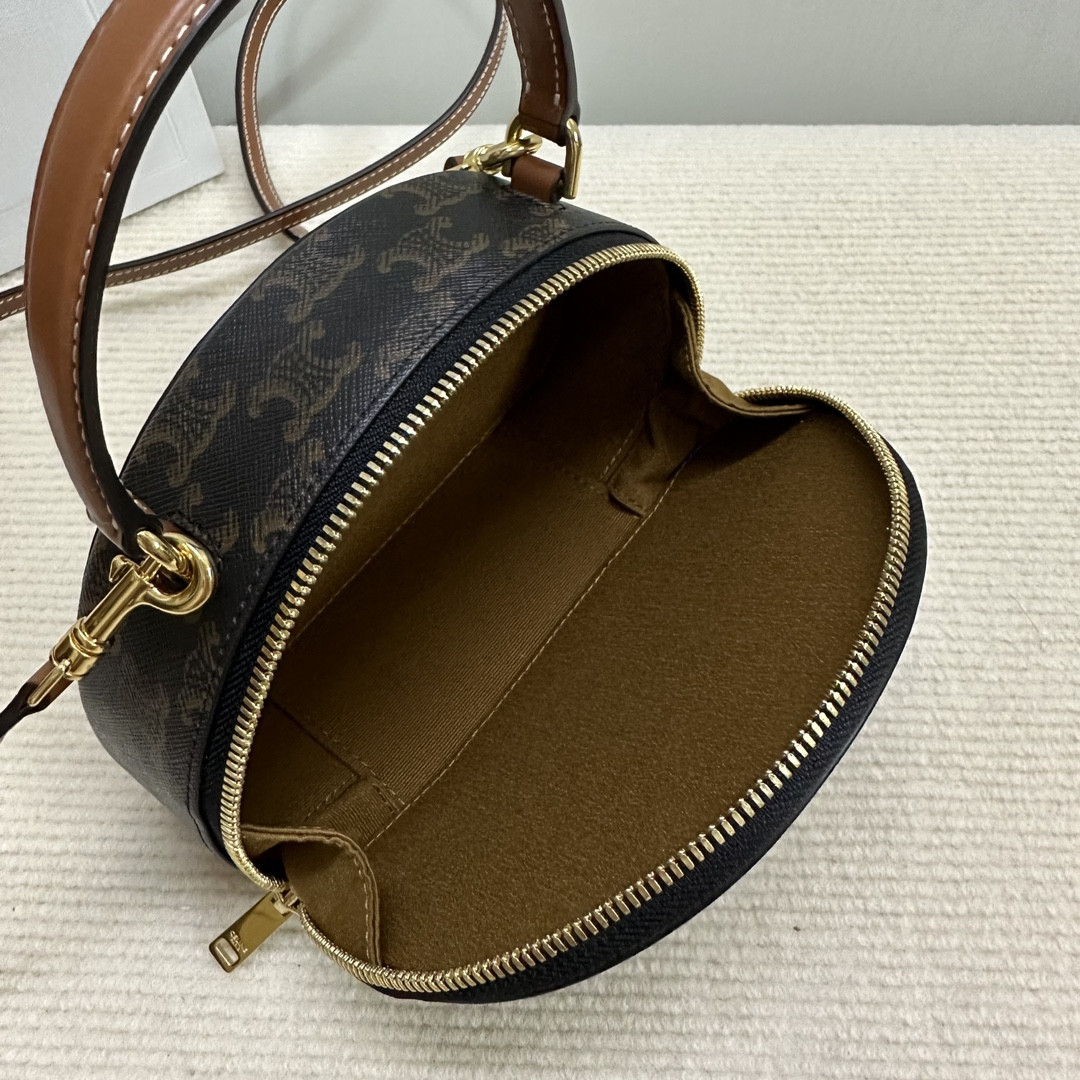 Ce**e HALF MOON CASE IN triomphe canvas and calfskin 17.5x12x6cm