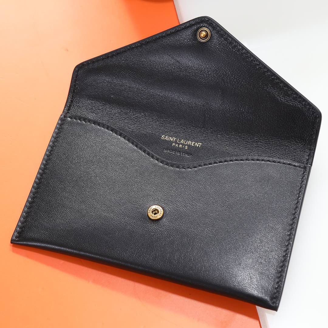 Y*L LOULOU medium in MATELASSÉ lambskin 29x17x8cm