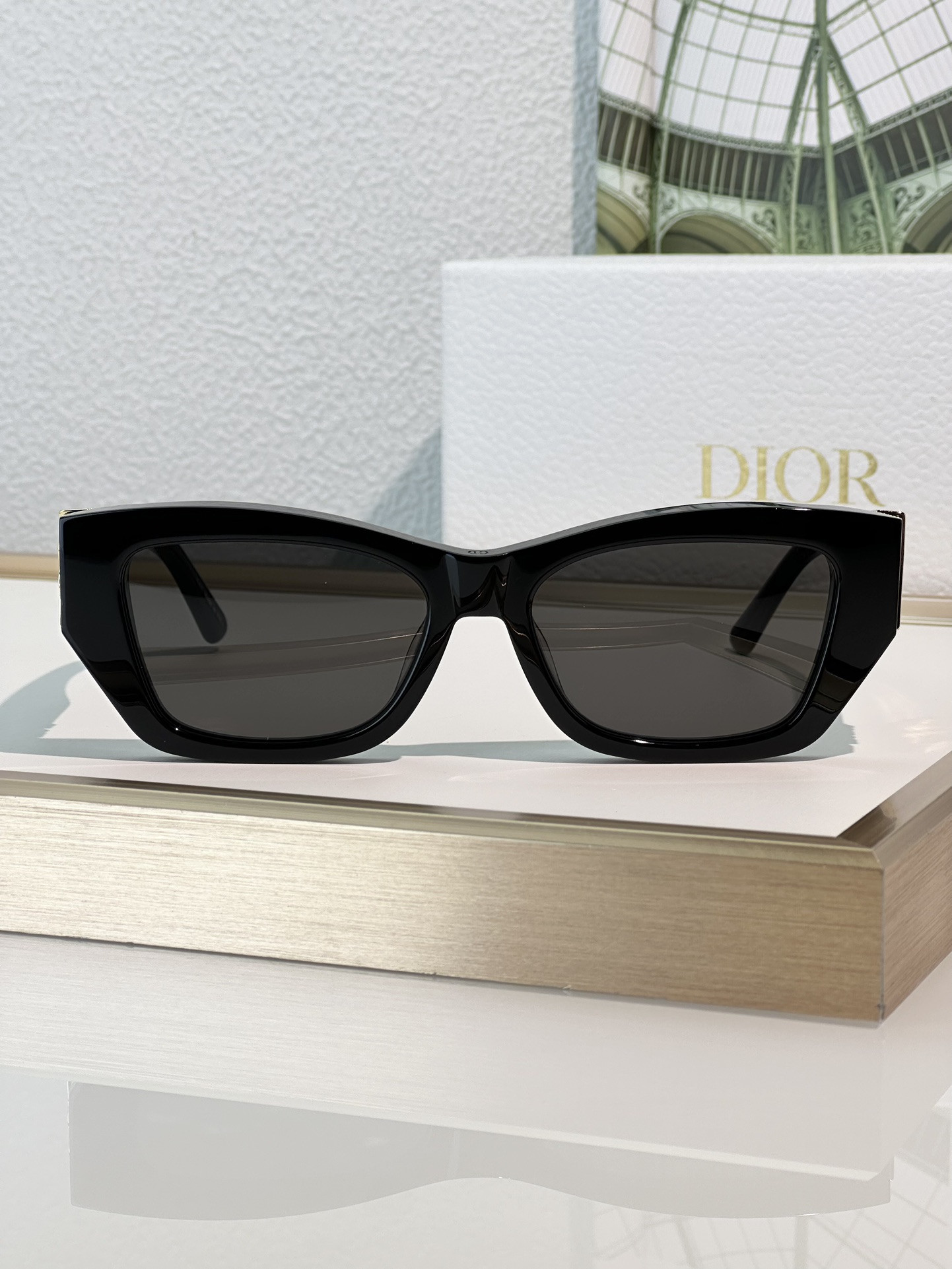 D*0r Glasses S1F 56-17-140