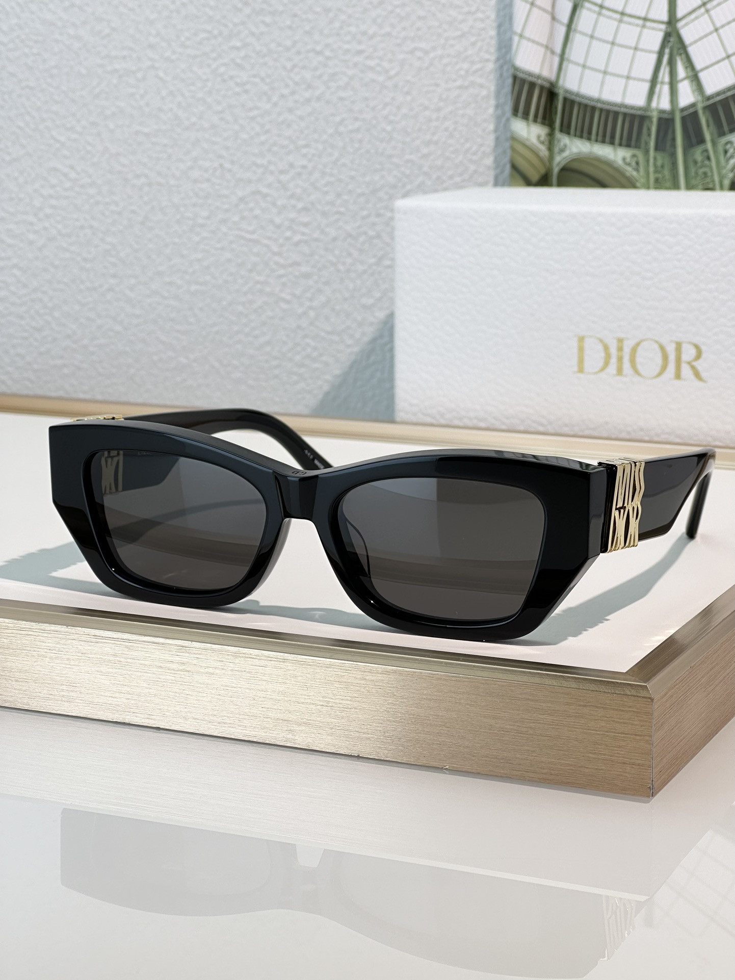 D*0r Glasses S1F 56-17-140