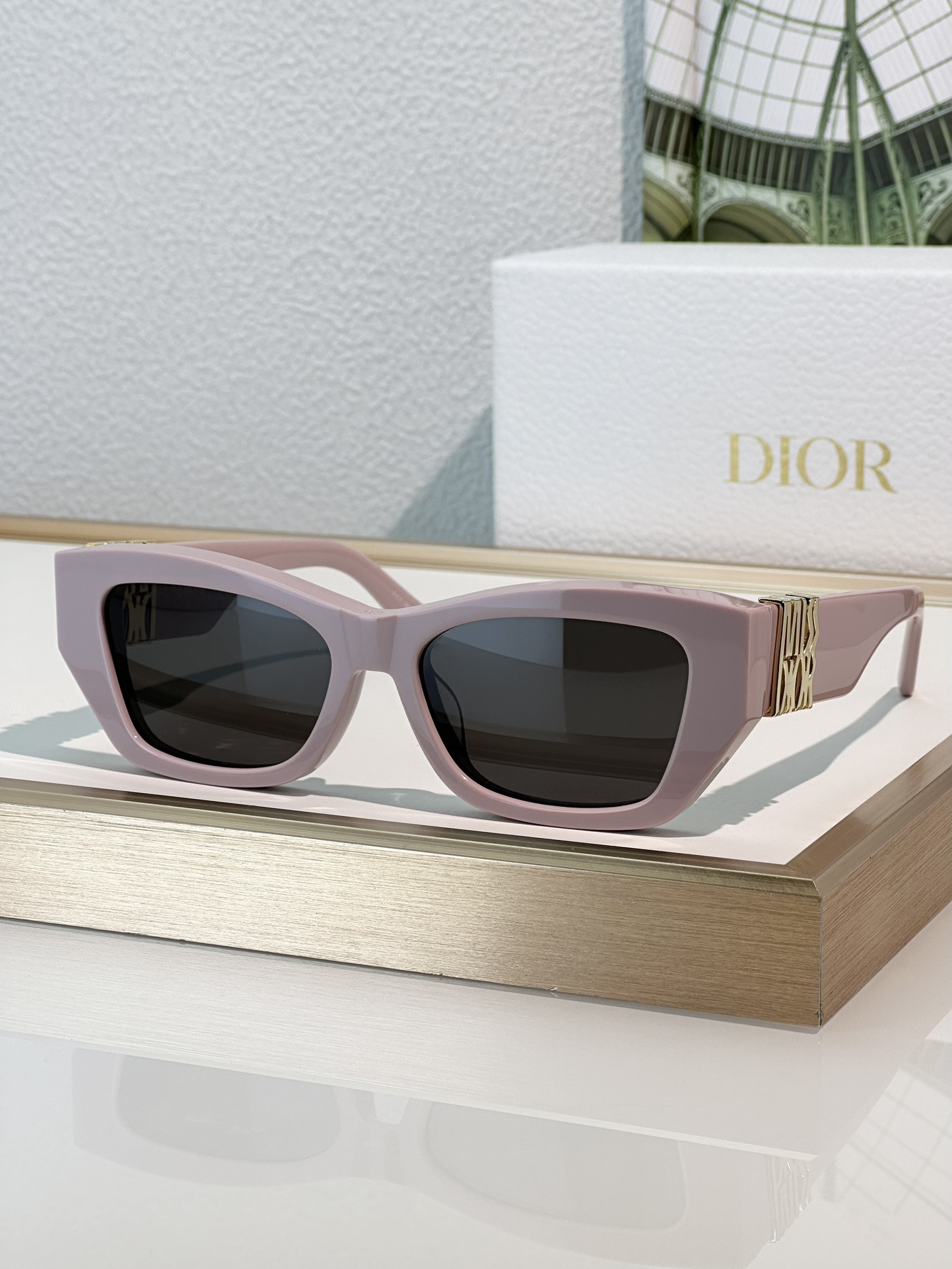 D*0r Glasses S1F 56-17-140