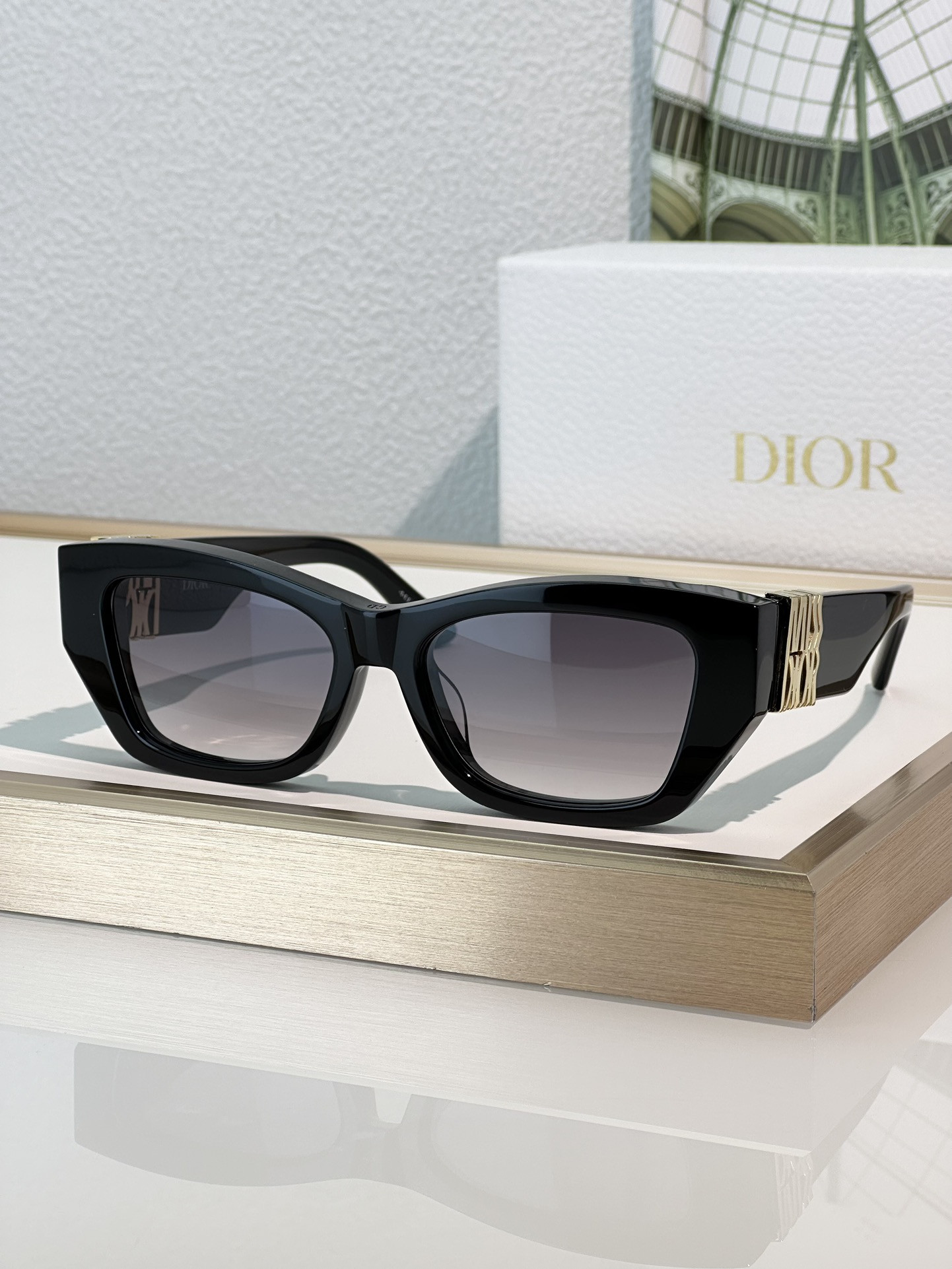 D*0r Glasses S1F 56-17-140
