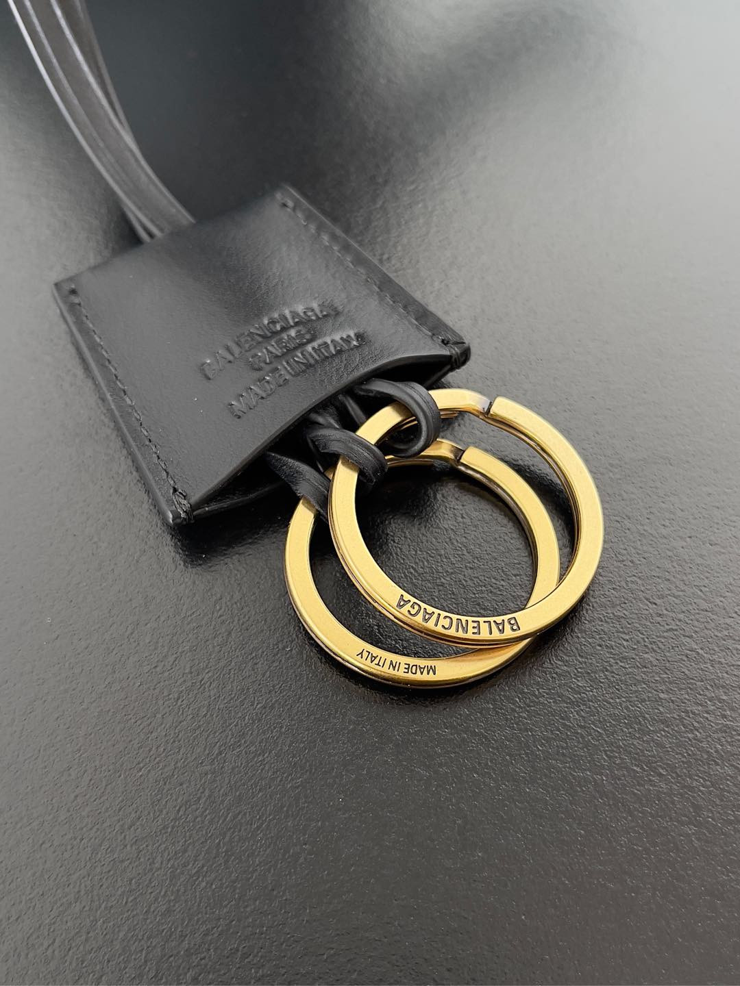 Ba*len*cia*ga Bel Air Hobo 26.9×25.9×9.9cm 811018m