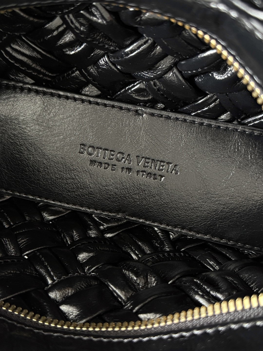 Bo*te*ga Ve*ne*ta Kalimero cha cha 28.5x15x6cm 785780