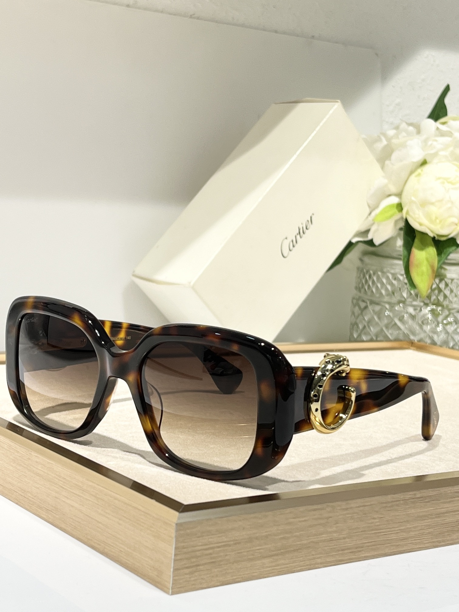 Ca*t*er Glasses ESW00688 51-21-145