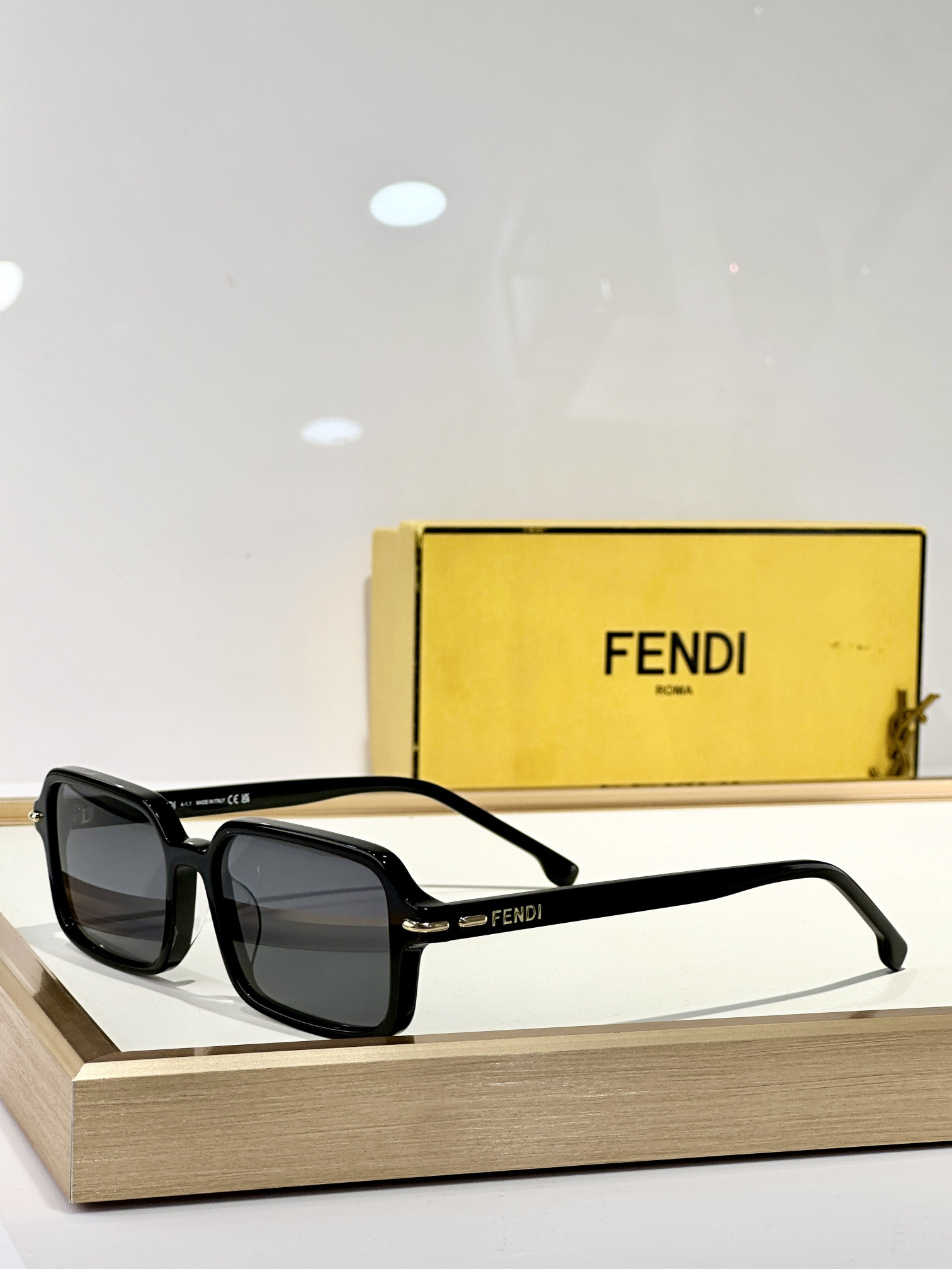 F**di Glasses FE40174I 51-17-140