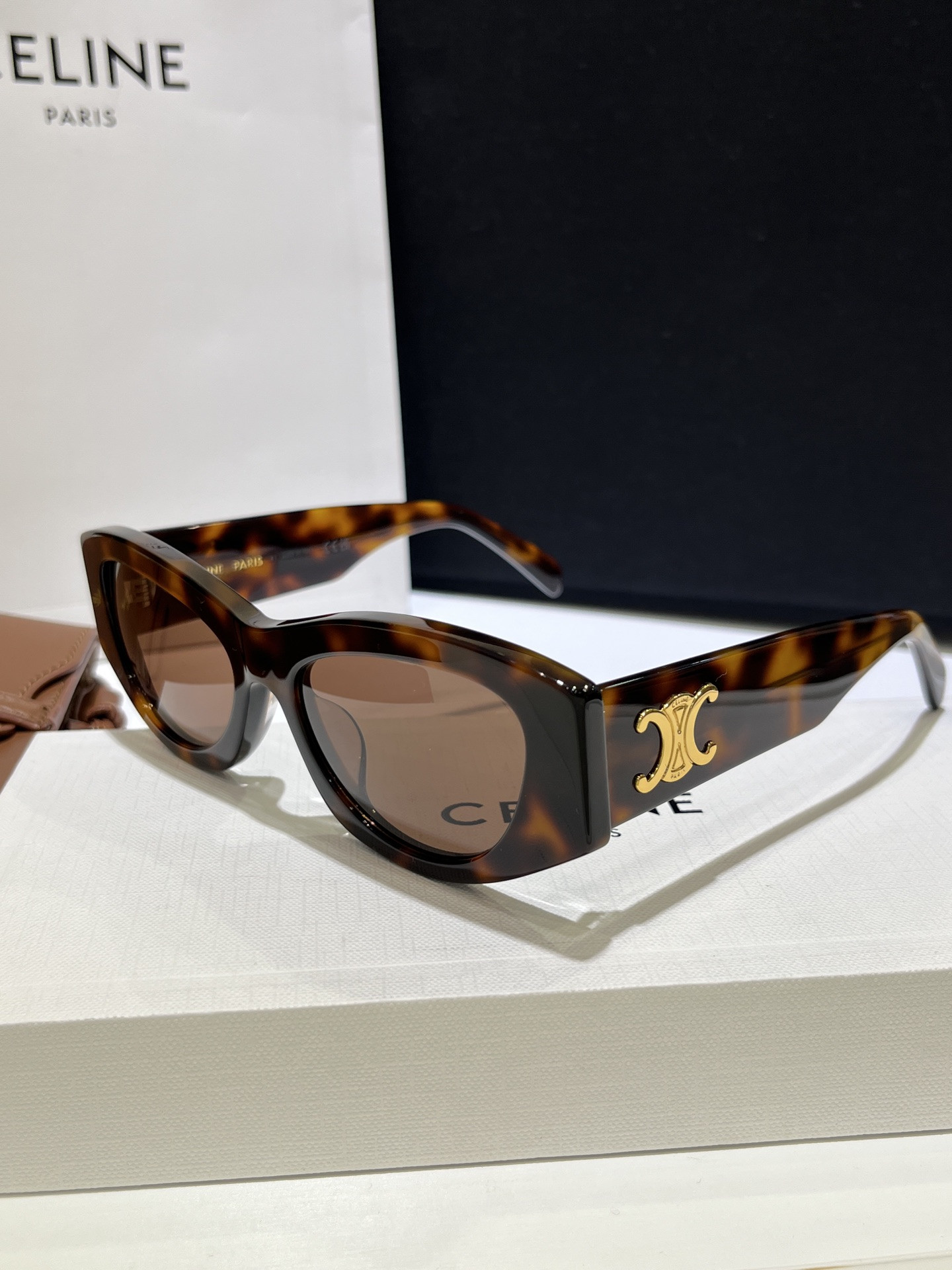 Ce**e Glasses CL40308U