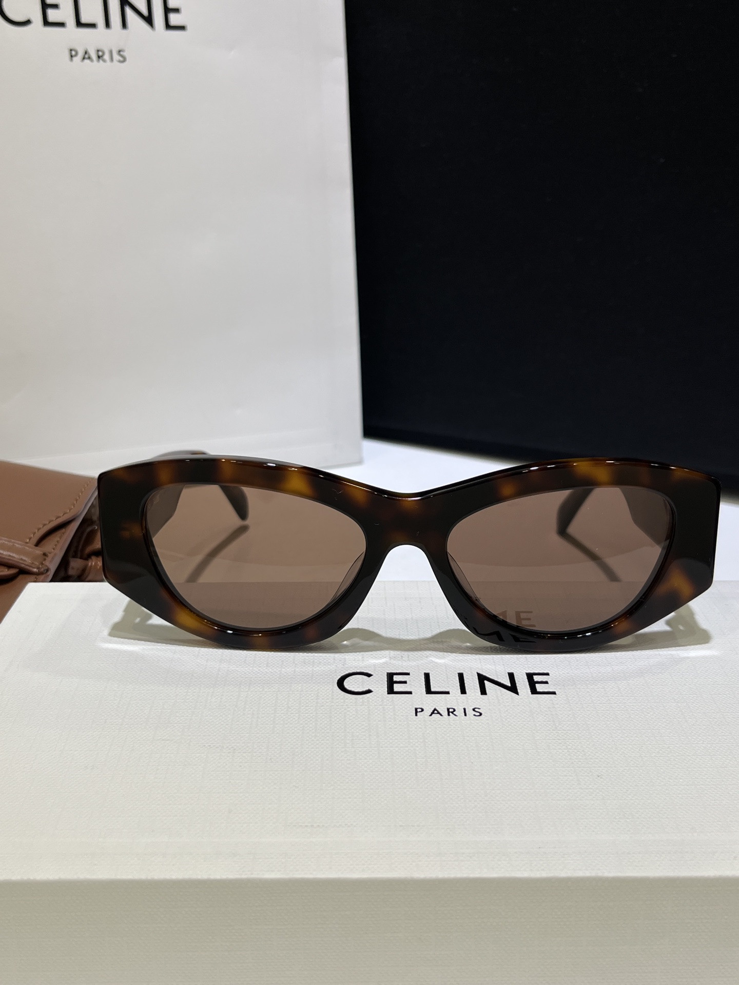 Ce**e Glasses CL40308U