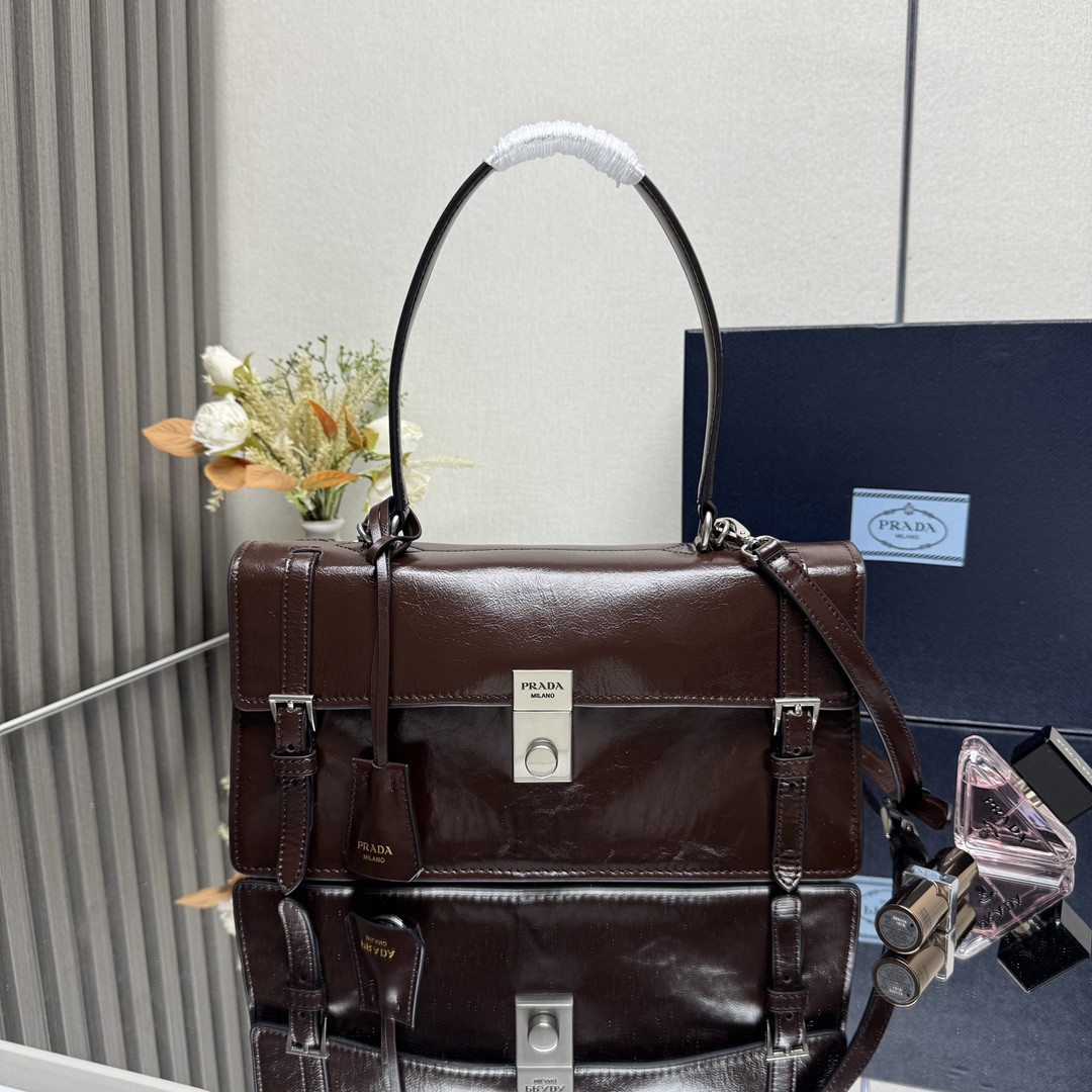 Pra*a Medium Leather Handbag 32x16.5x10cm