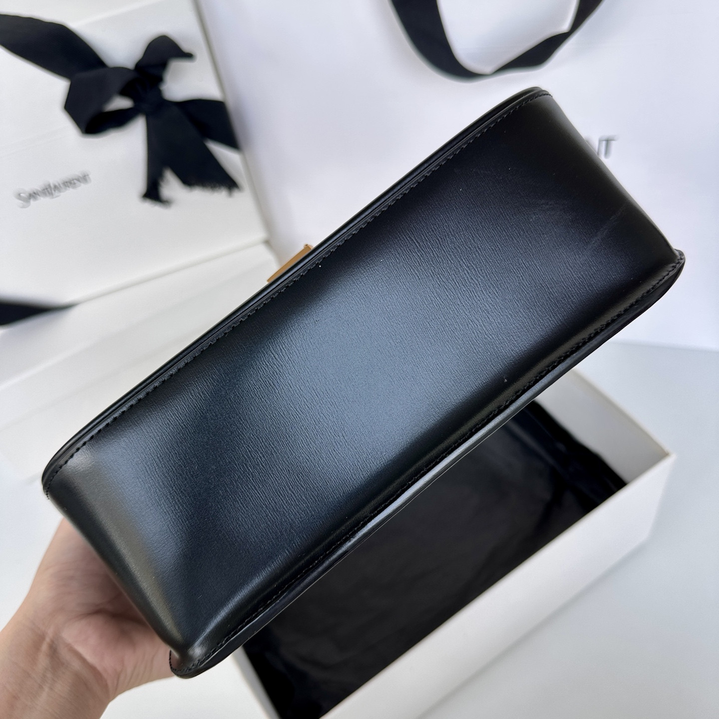 Y*L Solferino Medium 24.5 x 15 x 8.5 CM