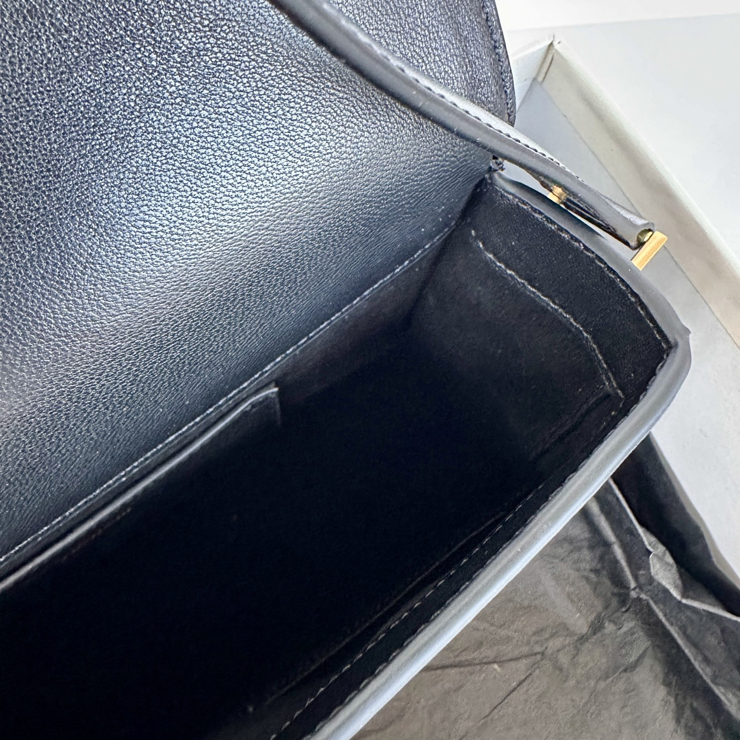 Y*L Solferino Medium 24.5 x 15 x 8.5 CM