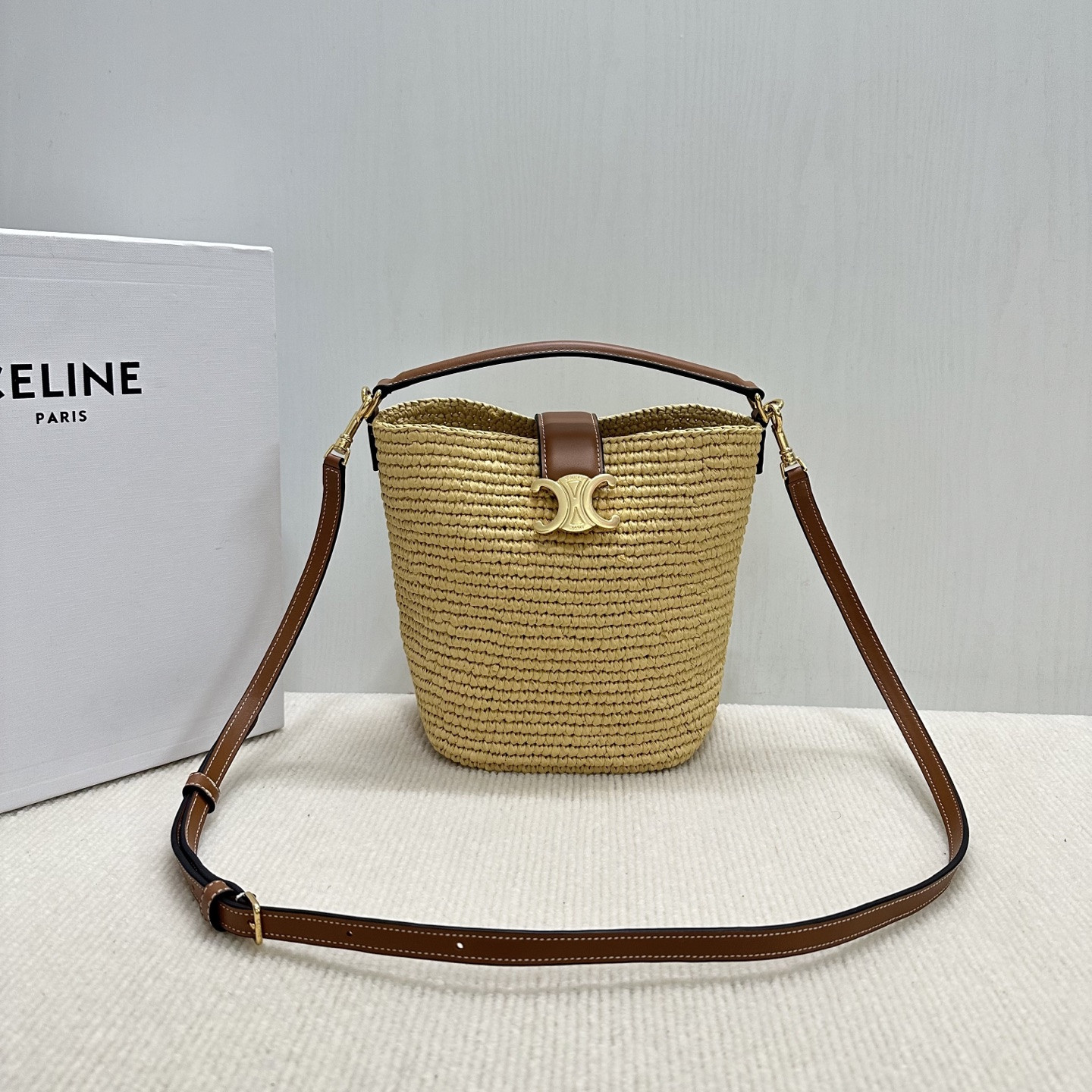 Ce**e MINI BUCKET L0*isE IN RAFFIA 13.5x16x10cm