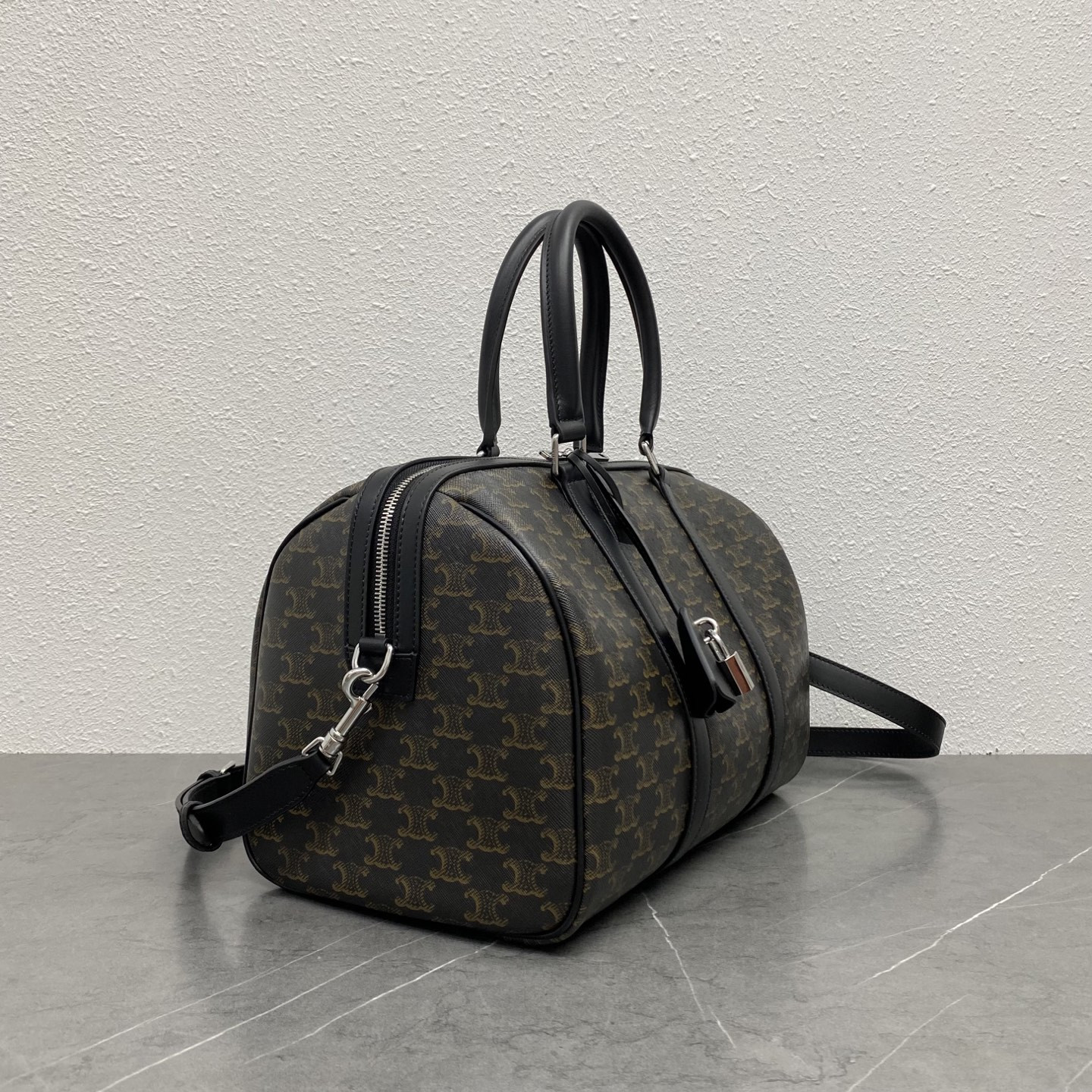 Ce**e LARGE BOSTON in Triomphe Canvas & calfskin 33x20x24cm