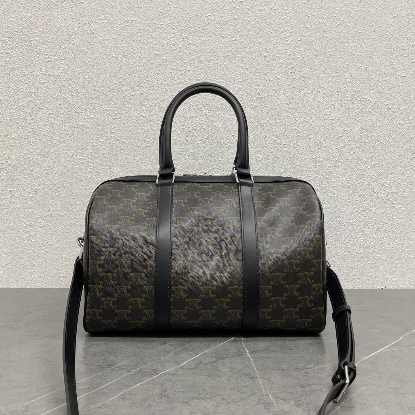 Ce**e LARGE BOSTON in Triomphe Canvas & calfskin 33x20x24cm