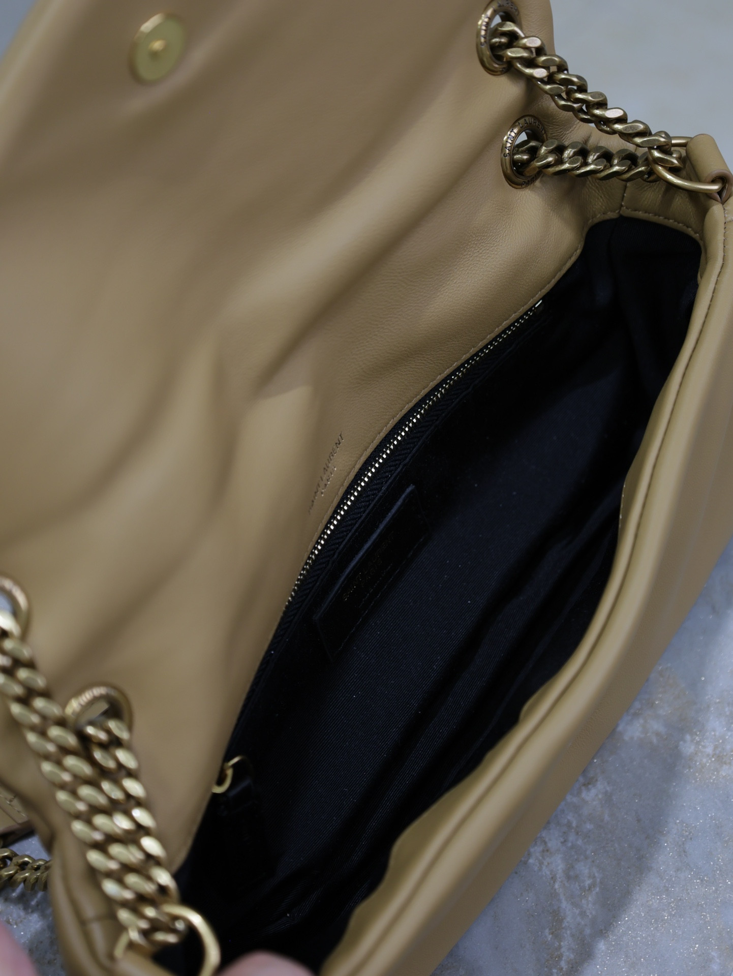 Y*L CALYPSO small in plunged lambskin 26x14x7cm