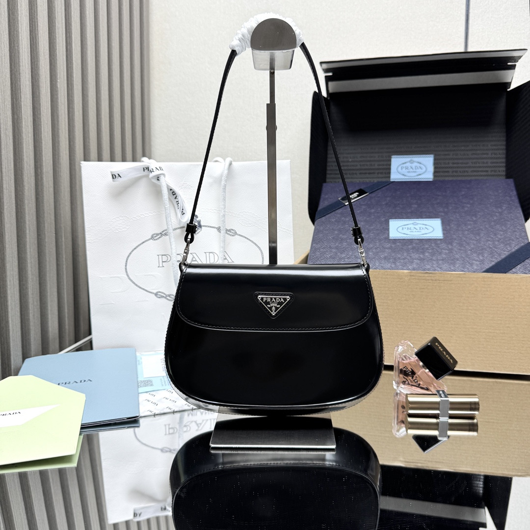 Pra*a Small Cleo brushed leather shoulder bag with flap 15.5x22x4cm