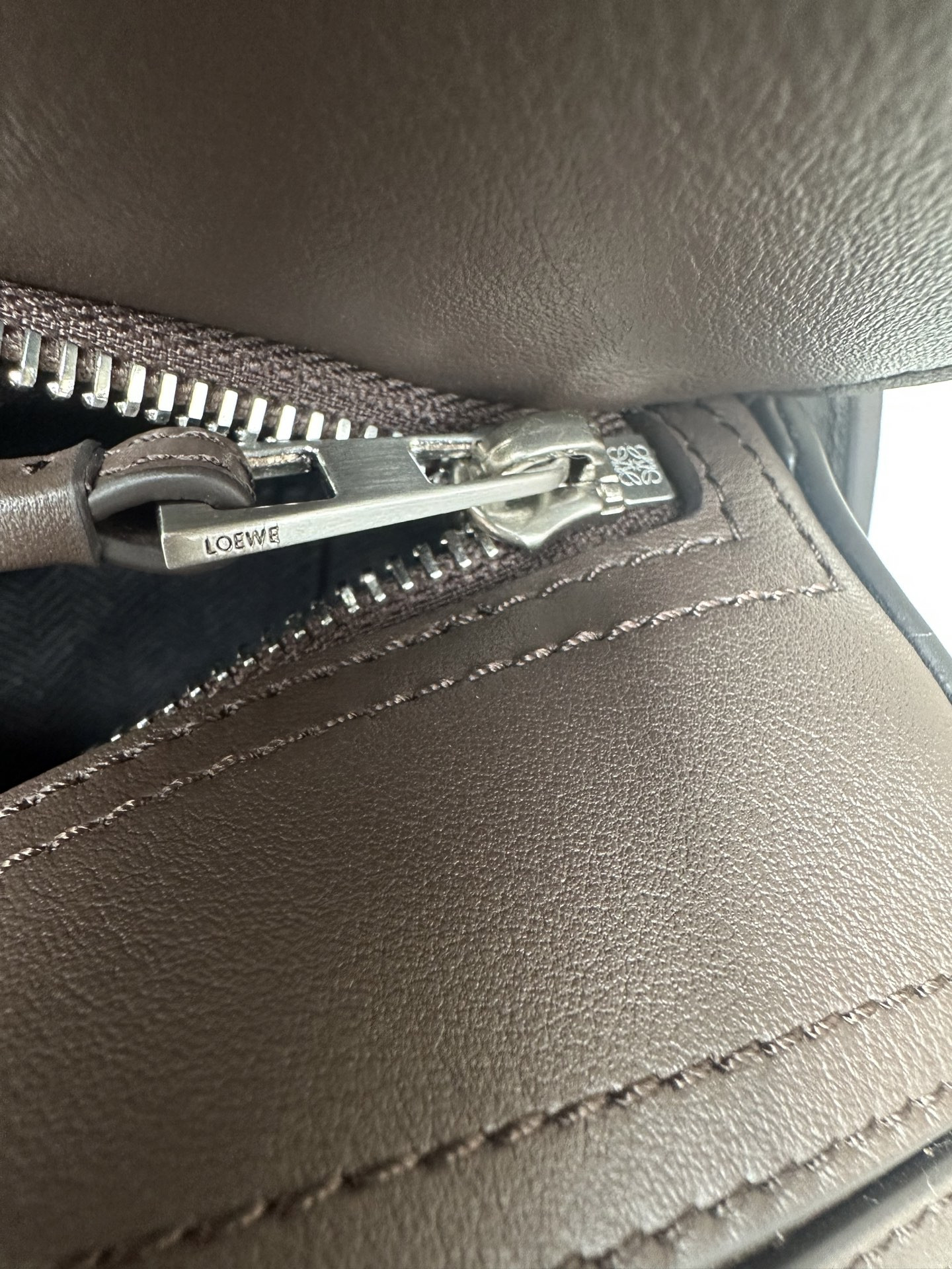 L0ew* Small Puzzle Biker bag in shiny calfskin 16.5x24x10.5cm