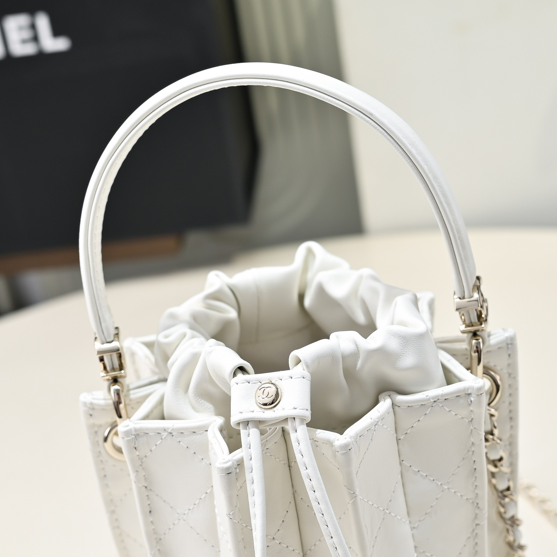 Ch*el Mini Bucket Bag AS5486 15.2x14x14cm