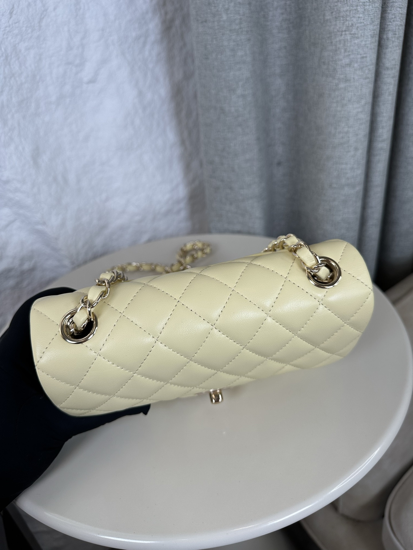 Ch*el Mini Flap Bag 20x12x6cm