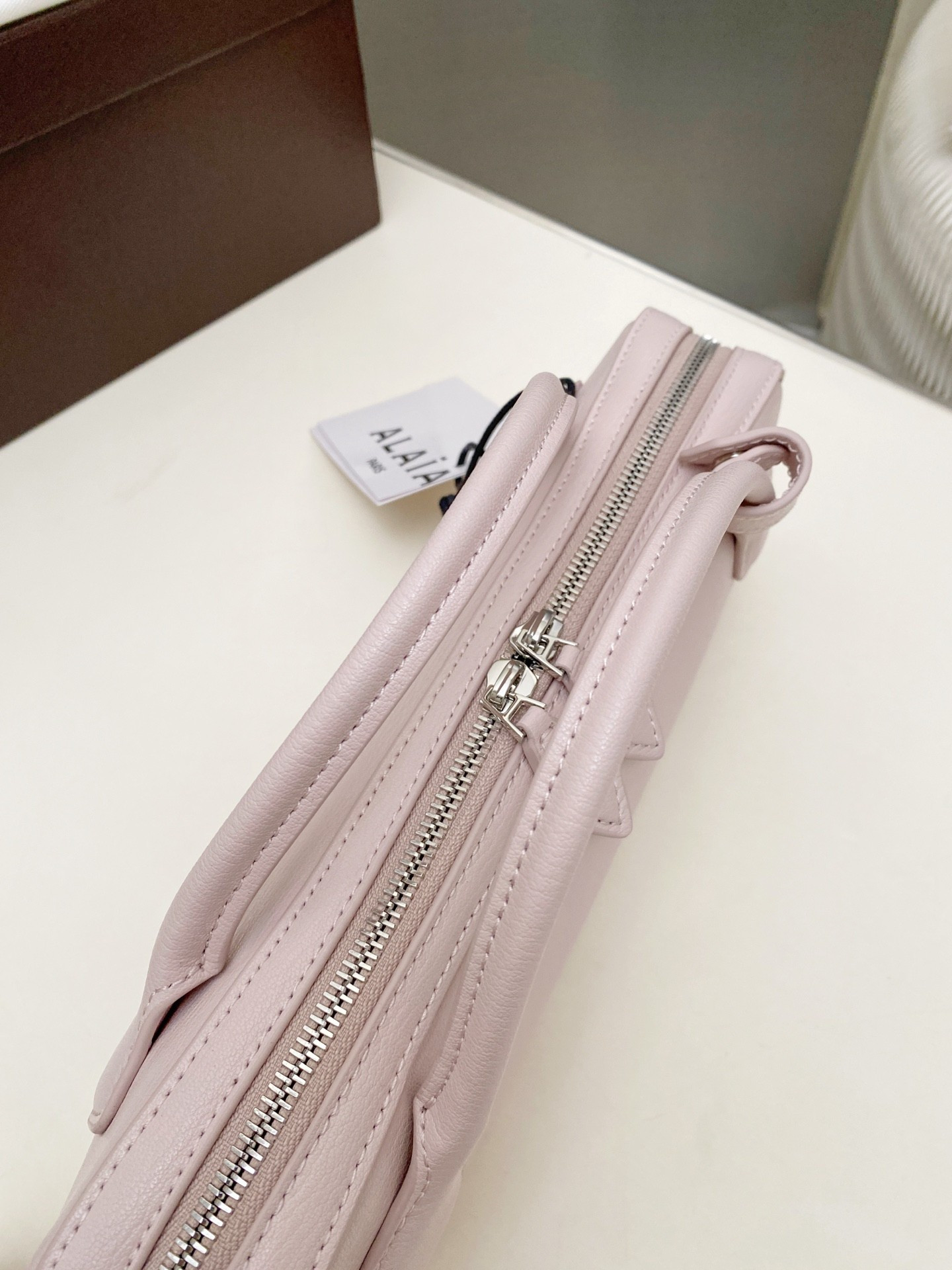 ALAÏA LE TECKEL CLUTCH SMALL BAG 27x9x8cm