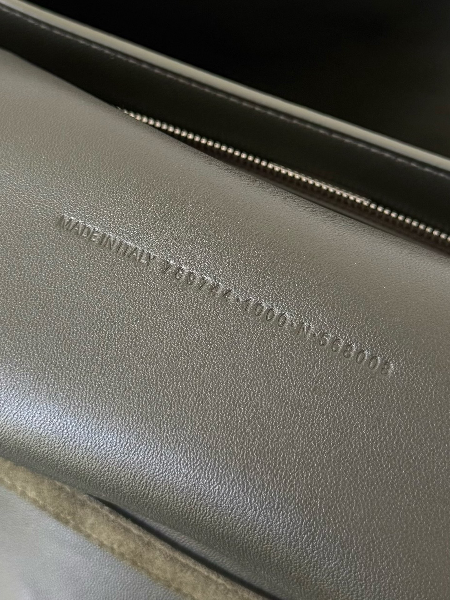 Ba*len*cia*ga Rodeo Large 39.8x29.9x12.9cm