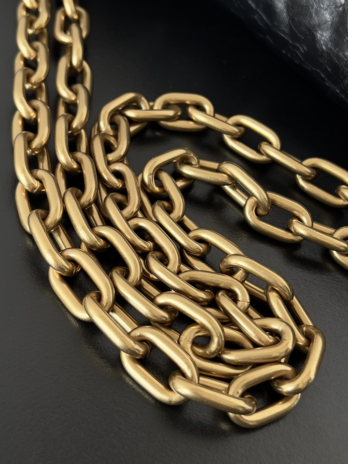 Ba*len*cia*ga Monaco Chain Bag Large 43.5x32x23cm