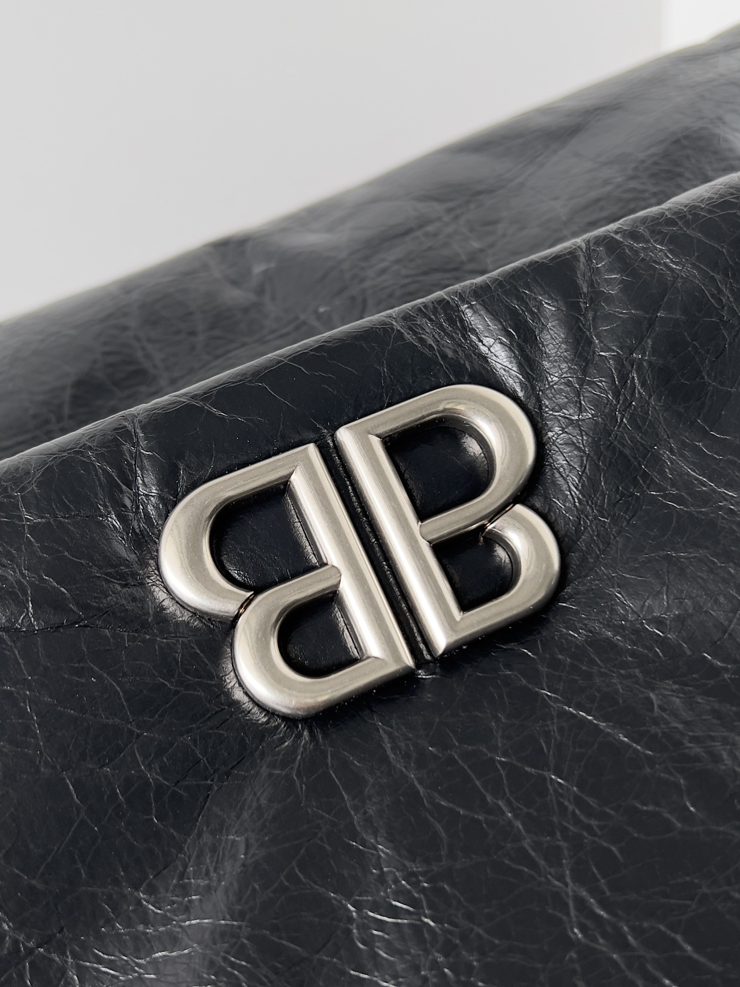 Ba*len*cia*ga Monaco Chain Bag Medium 32.5x22x9.9cm