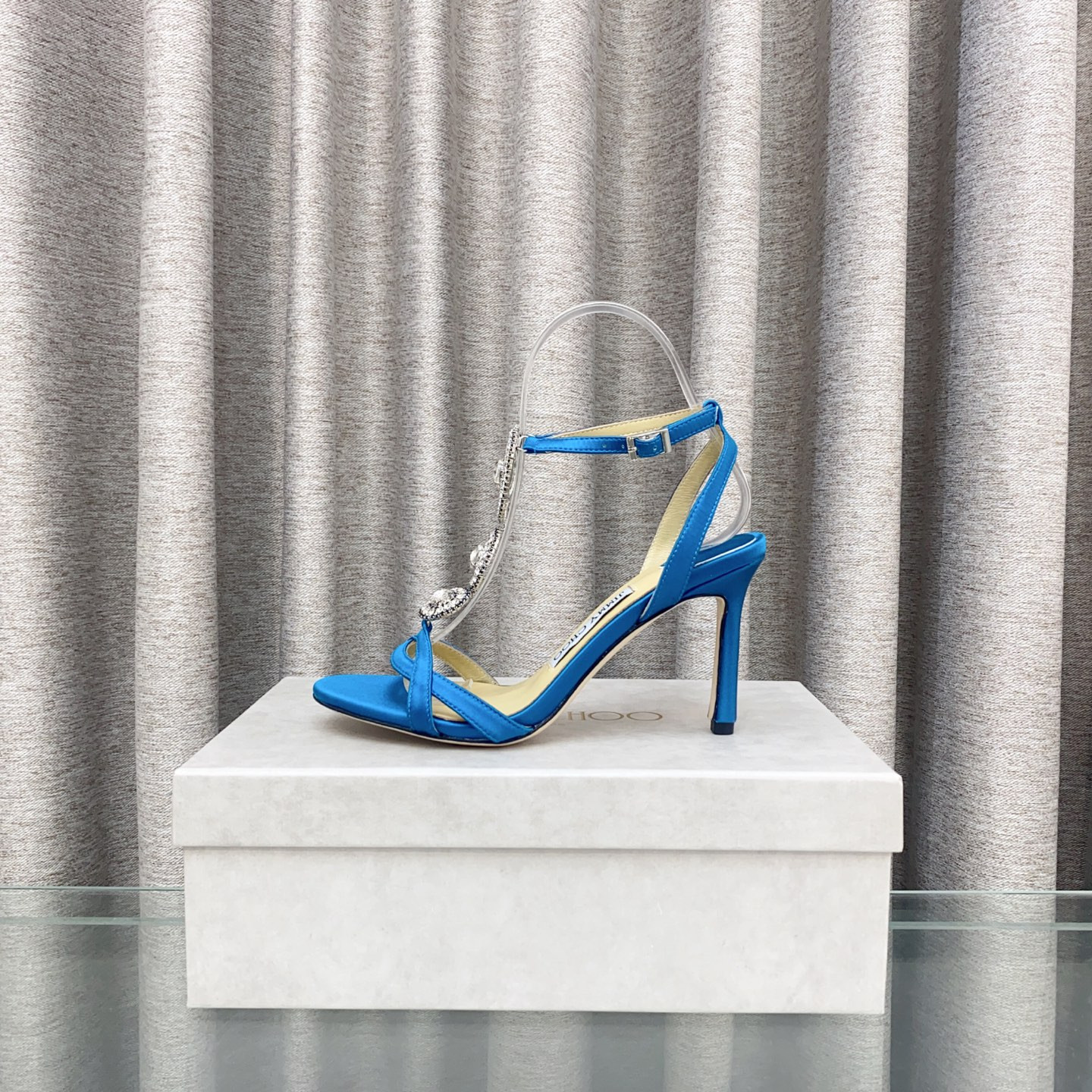 UA Ji*y Ch* Sandals 8.5cm